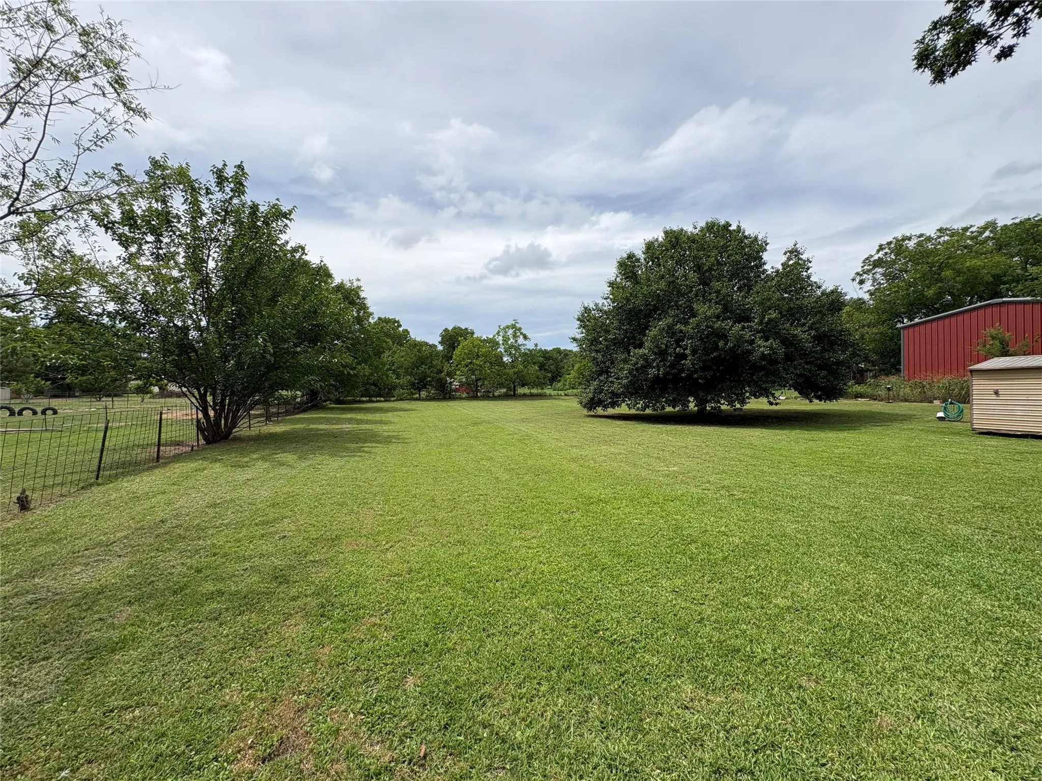 Single Family Residence For Sale in Eastland County , 323 S Fisher Street, Gorman, Texas 76454, 3 Bedroom, 2 Bathroom, 1 Garage spaces, 2,066 Sqft, built in 1960, mls#21293969, Real Estate Agent in Gorman, Homes For Sale in Eastland county, Homes For Sale in Gorman, Realtor in Gorman Texas, Real Estate Brokerage Independent Realty Texas, Luminita Cordes Realtor