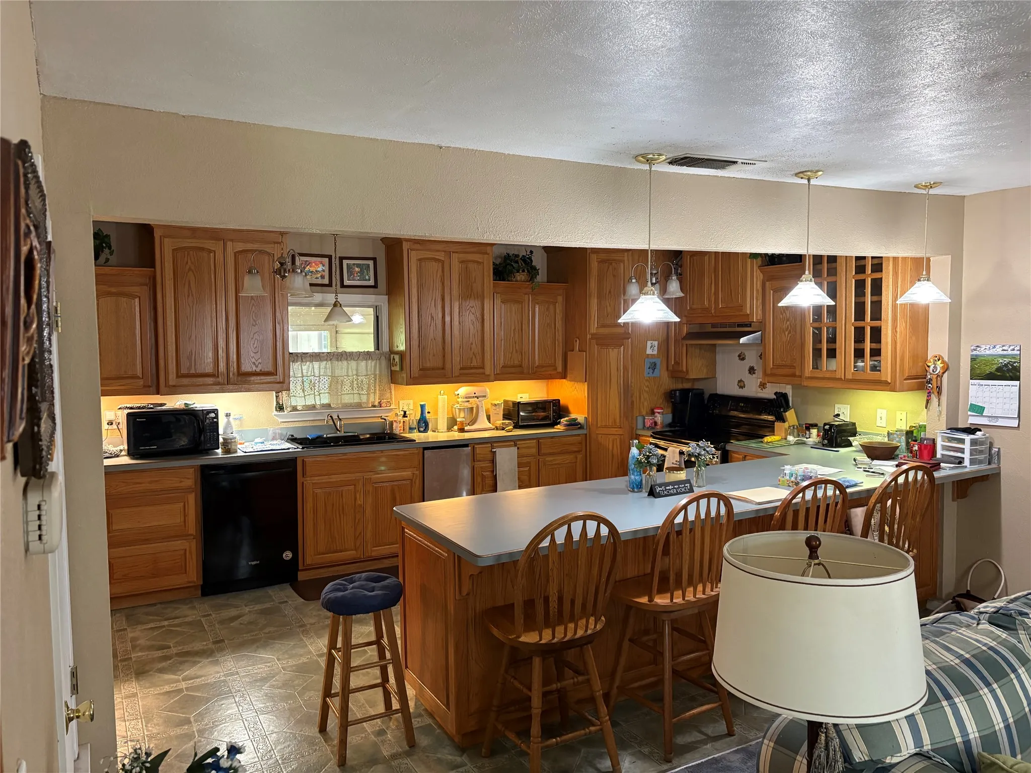 Single Family Residence For Sale in Eastland County , 323 S Fisher Street, Gorman, Texas 76454, 3 Bedroom, 2 Bathroom, 1 Garage spaces, 2,066 Sqft, built in 1960, mls#21293969, Real Estate Agent in Gorman, Homes For Sale in Eastland county, Homes For Sale in Gorman, Realtor in Gorman Texas, Real Estate Brokerage Independent Realty Texas, Luminita Cordes Realtor