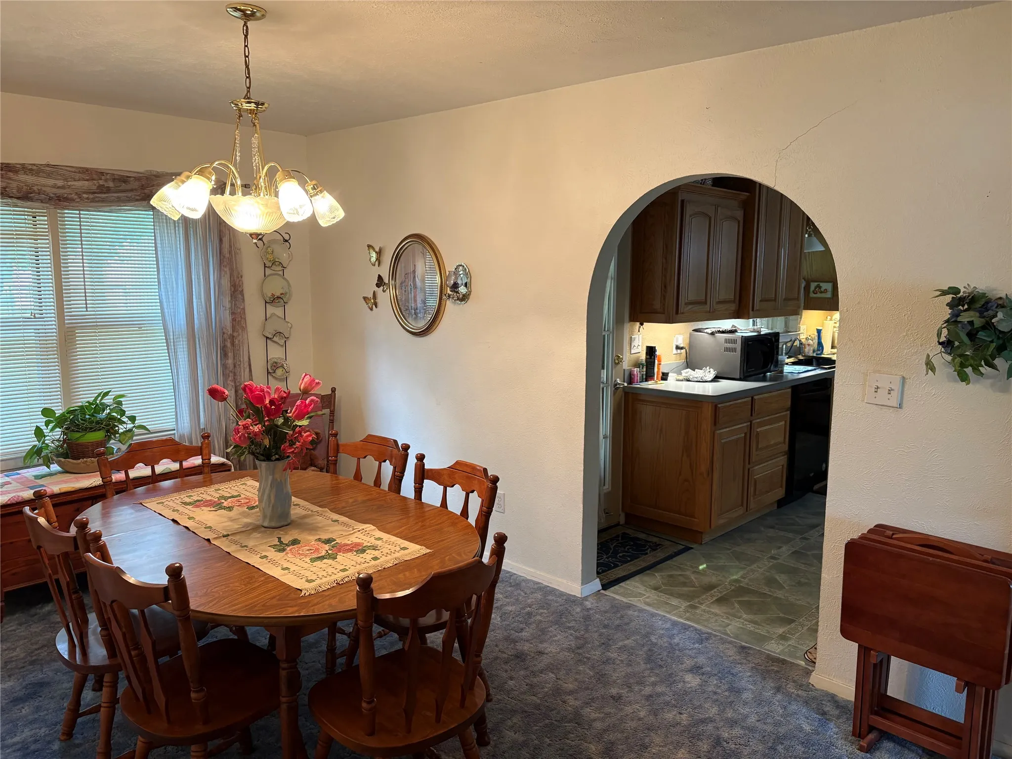 Single Family Residence For Sale in Eastland County , 323 S Fisher Street, Gorman, Texas 76454, 3 Bedroom, 2 Bathroom, 1 Garage spaces, 2,066 Sqft, built in 1960, mls#21293969, Real Estate Agent in Gorman, Homes For Sale in Eastland county, Homes For Sale in Gorman, Realtor in Gorman Texas, Real Estate Brokerage Independent Realty Texas, Luminita Cordes Realtor