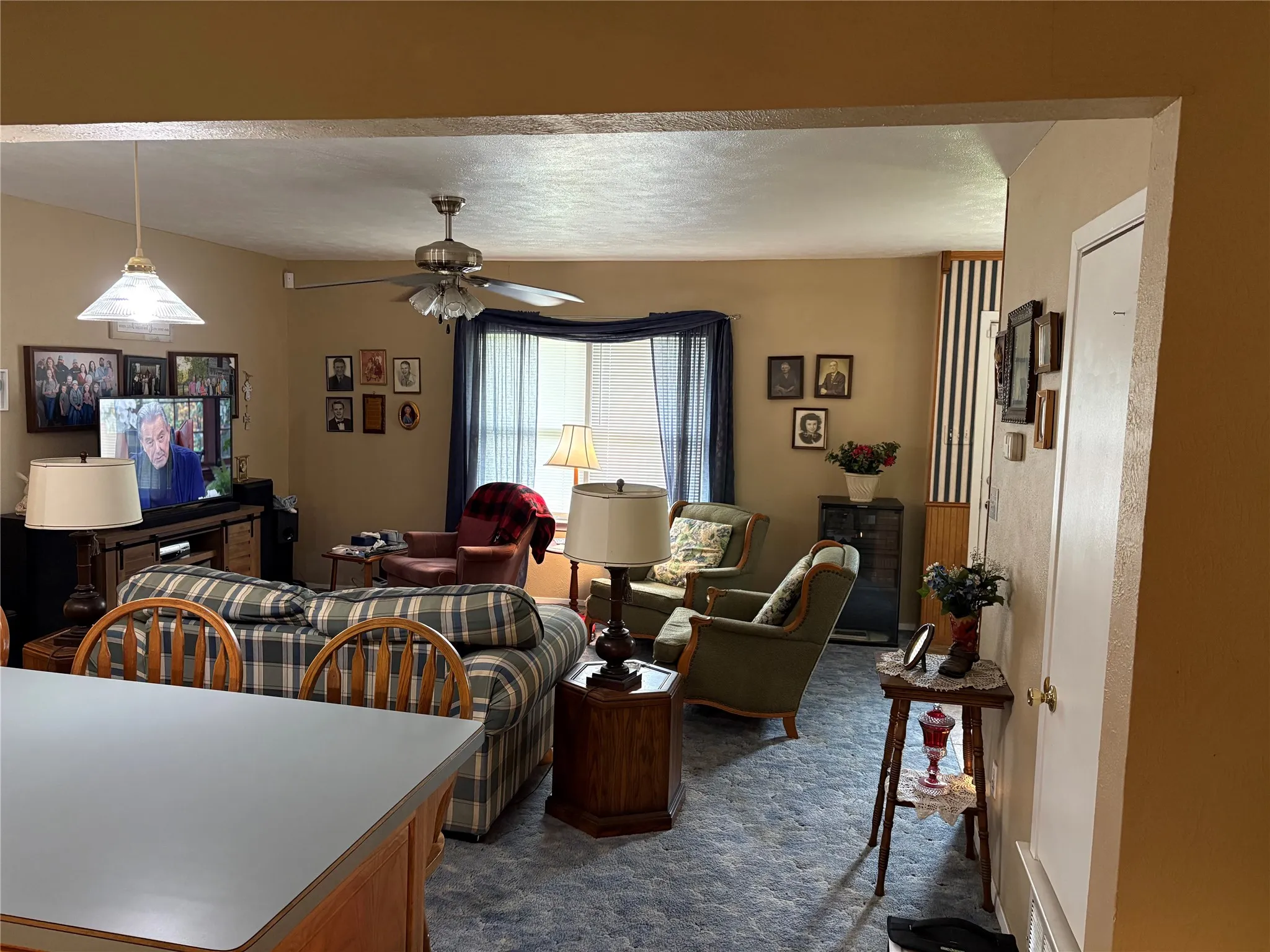 Single Family Residence For Sale in Eastland County , 323 S Fisher Street, Gorman, Texas 76454, 3 Bedroom, 2 Bathroom, 1 Garage spaces, 2,066 Sqft, built in 1960, mls#21293969, Real Estate Agent in Gorman, Homes For Sale in Eastland county, Homes For Sale in Gorman, Realtor in Gorman Texas, Real Estate Brokerage Independent Realty Texas, Luminita Cordes Realtor