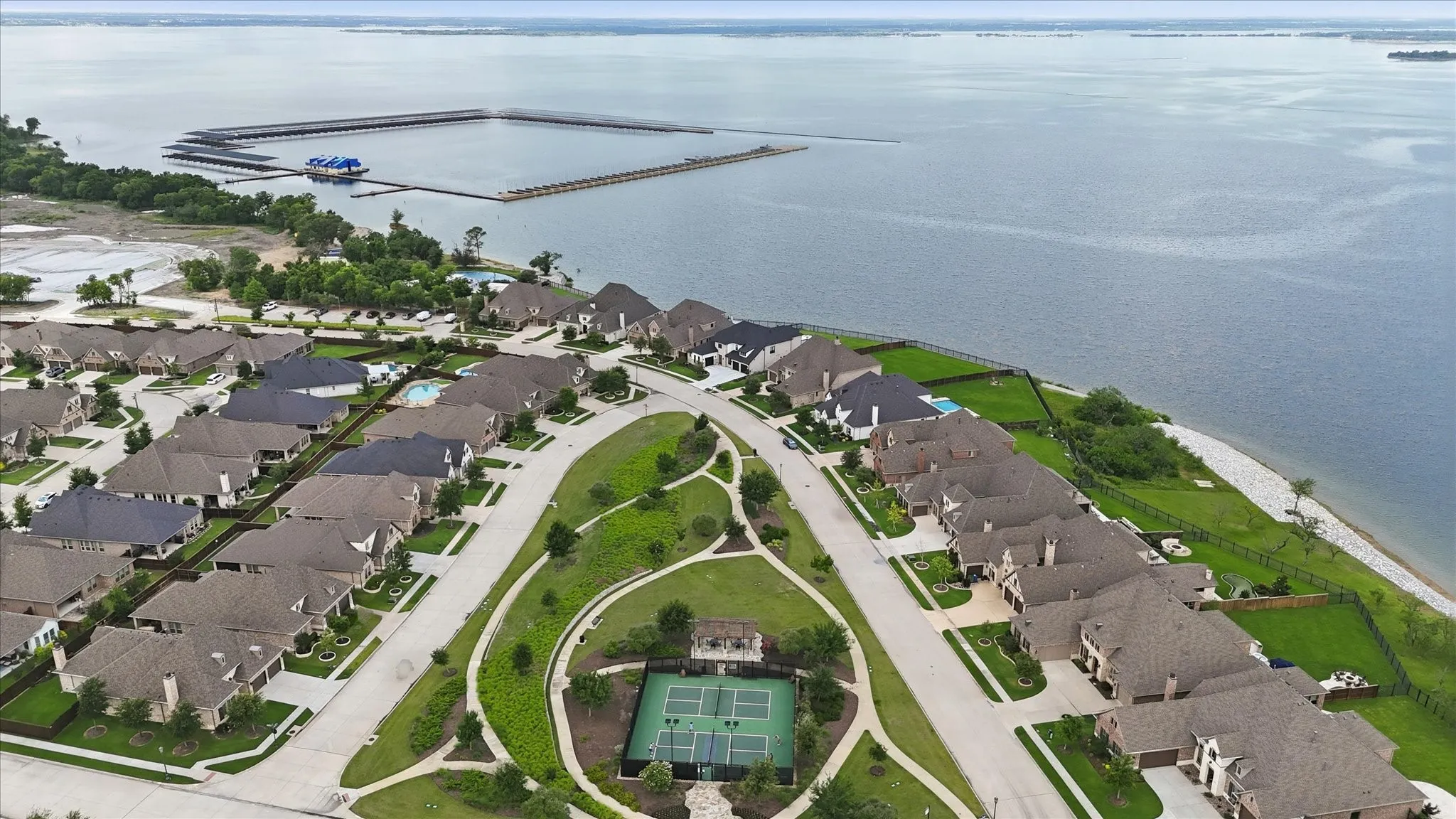 Single Family Residence For Sale in Denton County , 8521 Western, The Colony, Texas 75056, 4 Bedroom, 4 Bathroom, 2 Garage spaces, 2,907 Sqft, built in 2023, mls#21293241, Real Estate Agent in The Colony, Homes For Sale in Denton county, Homes For Sale in The Colony, Realtor in The Colony Texas, Real Estate Brokerage Independent Realty Texas, Luminita Cordes Realtor