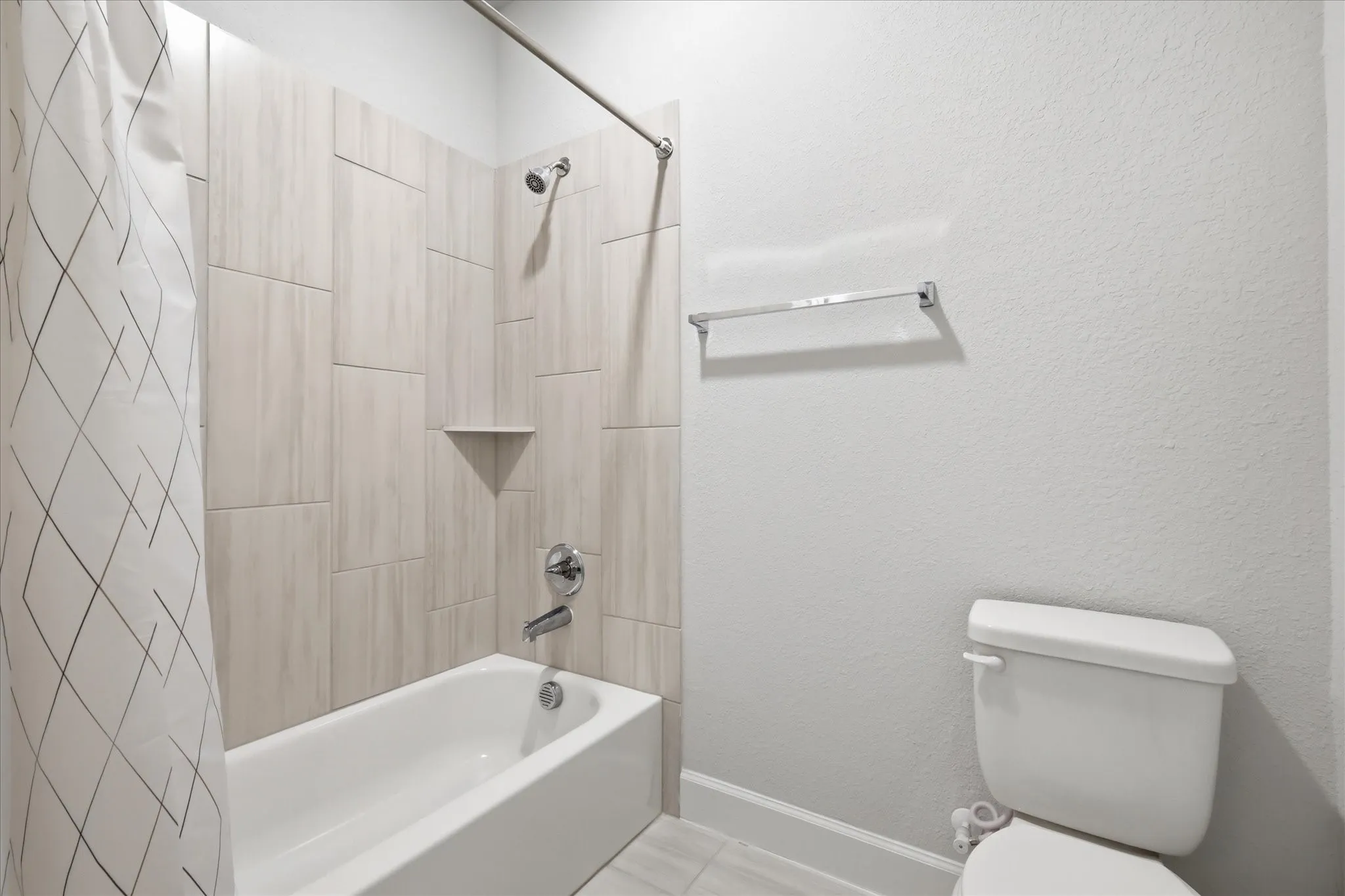 Single Family Residence For Sale in Denton County , 8521 Western, The Colony, Texas 75056, 4 Bedroom, 4 Bathroom, 2 Garage spaces, 2,907 Sqft, built in 2023, mls#21293241, Real Estate Agent in The Colony, Homes For Sale in Denton county, Homes For Sale in The Colony, Realtor in The Colony Texas, Real Estate Brokerage Independent Realty Texas, Luminita Cordes Realtor