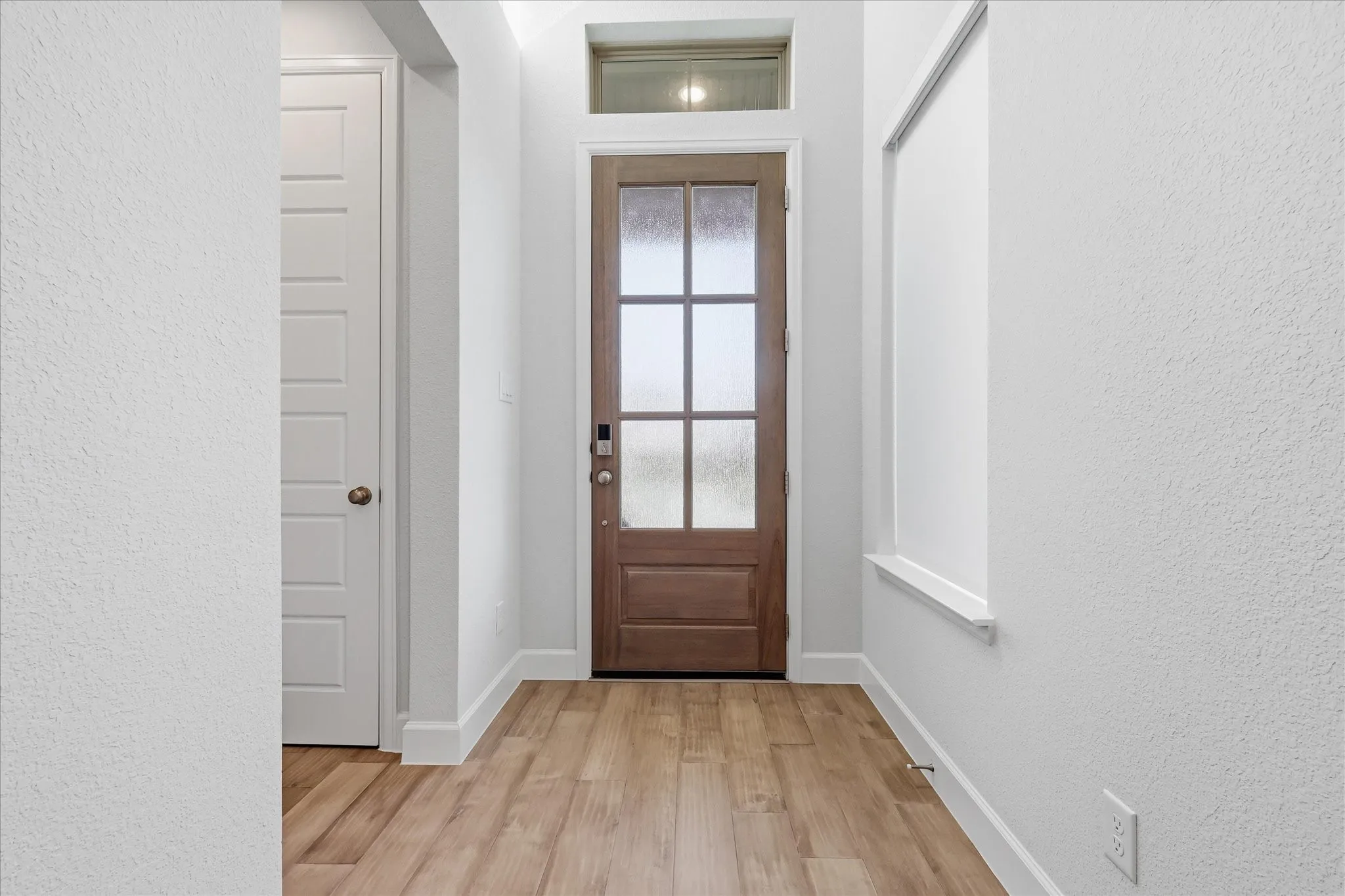Single Family Residence For Sale in Denton County , 8521 Western, The Colony, Texas 75056, 4 Bedroom, 4 Bathroom, 2 Garage spaces, 2,907 Sqft, built in 2023, mls#21293241, Real Estate Agent in The Colony, Homes For Sale in Denton county, Homes For Sale in The Colony, Realtor in The Colony Texas, Real Estate Brokerage Independent Realty Texas, Luminita Cordes Realtor