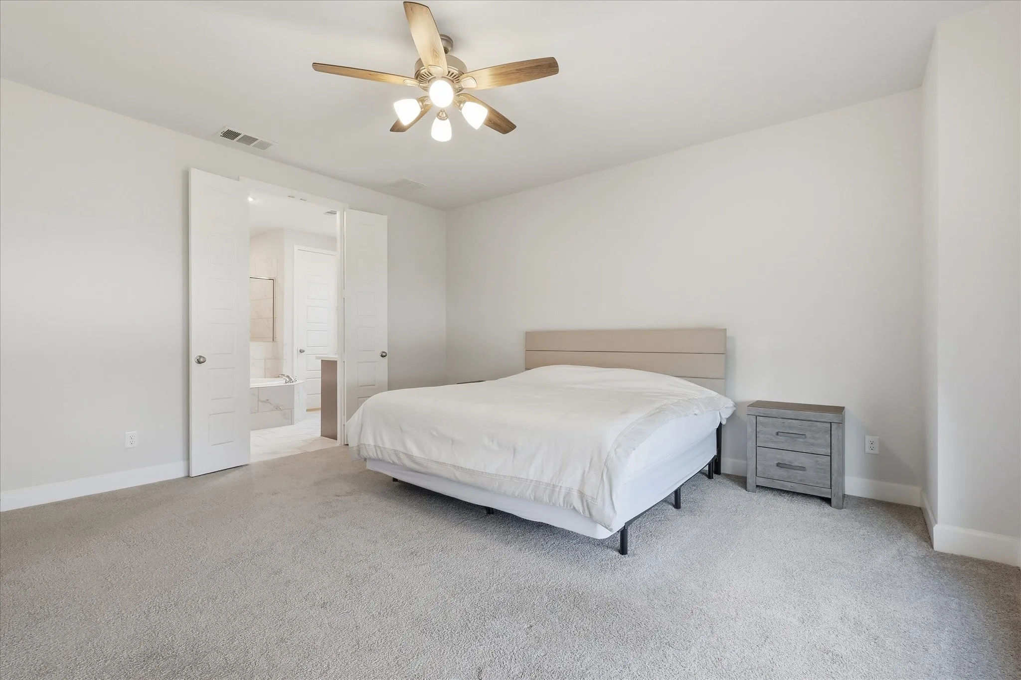 Single Family Residence For Sale in Denton County , 8521 Western, The Colony, Texas 75056, 4 Bedroom, 4 Bathroom, 2 Garage spaces, 2,907 Sqft, built in 2023, mls#21293241, Real Estate Agent in The Colony, Homes For Sale in Denton county, Homes For Sale in The Colony, Realtor in The Colony Texas, Real Estate Brokerage Independent Realty Texas, Luminita Cordes Realtor