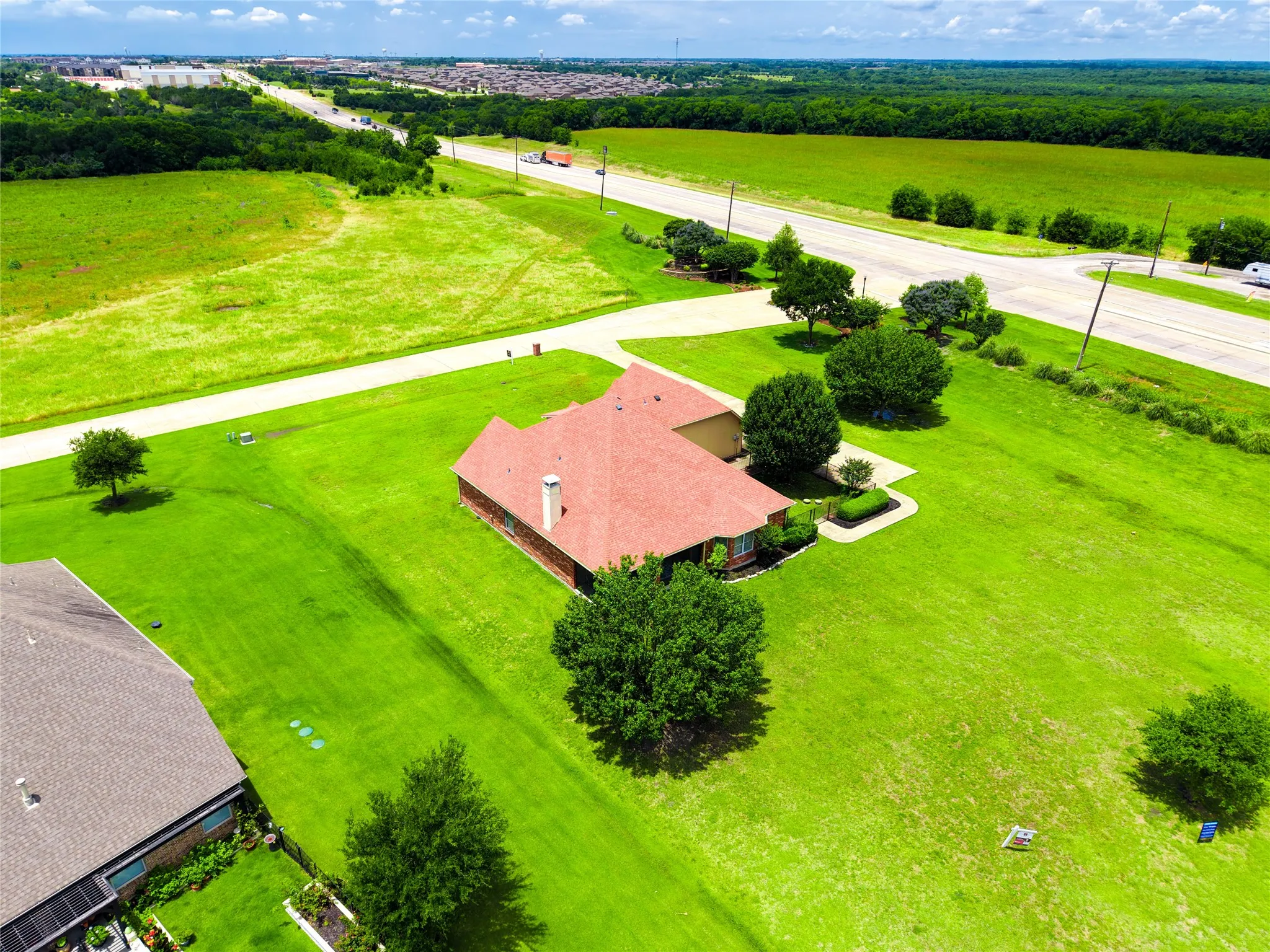 Single Family Residence For Sale in Collin County , 101 Island Way, Princeton, Texas 75407, 4 Bedroom, 3 Bathroom, 3 Garage spaces, 2,735 Sqft, built in 2001, mls#21204056, Real Estate Agent in Princeton, Homes For Sale in Collin county, Homes For Sale in Princeton, Realtor in Princeton Texas, Real Estate Brokerage Independent Realty Texas, Luminita Cordes Realtor