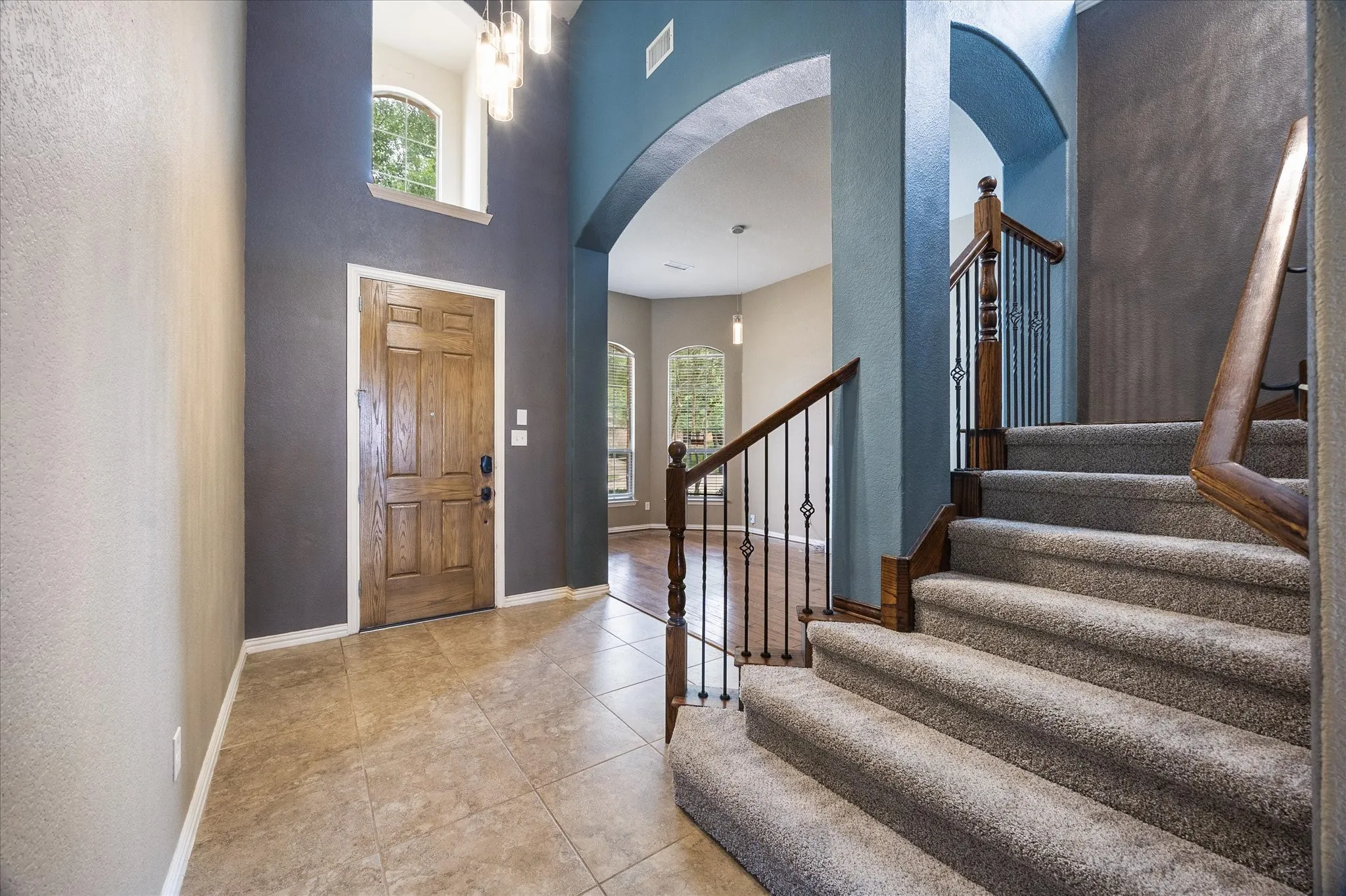 Single Family Residence For Sale in Rockwall County , 622 Mckee Court, Fate, Texas 75087, 4 Bedroom, 4 Bathroom, 2 Garage spaces, 2,729 Sqft, built in 2006, mls#21293904, Real Estate Agent in Fate, Homes For Sale in Rockwall county, Homes For Sale in Fate, Realtor in Fate Texas, Real Estate Brokerage Independent Realty Texas, Luminita Cordes Realtor