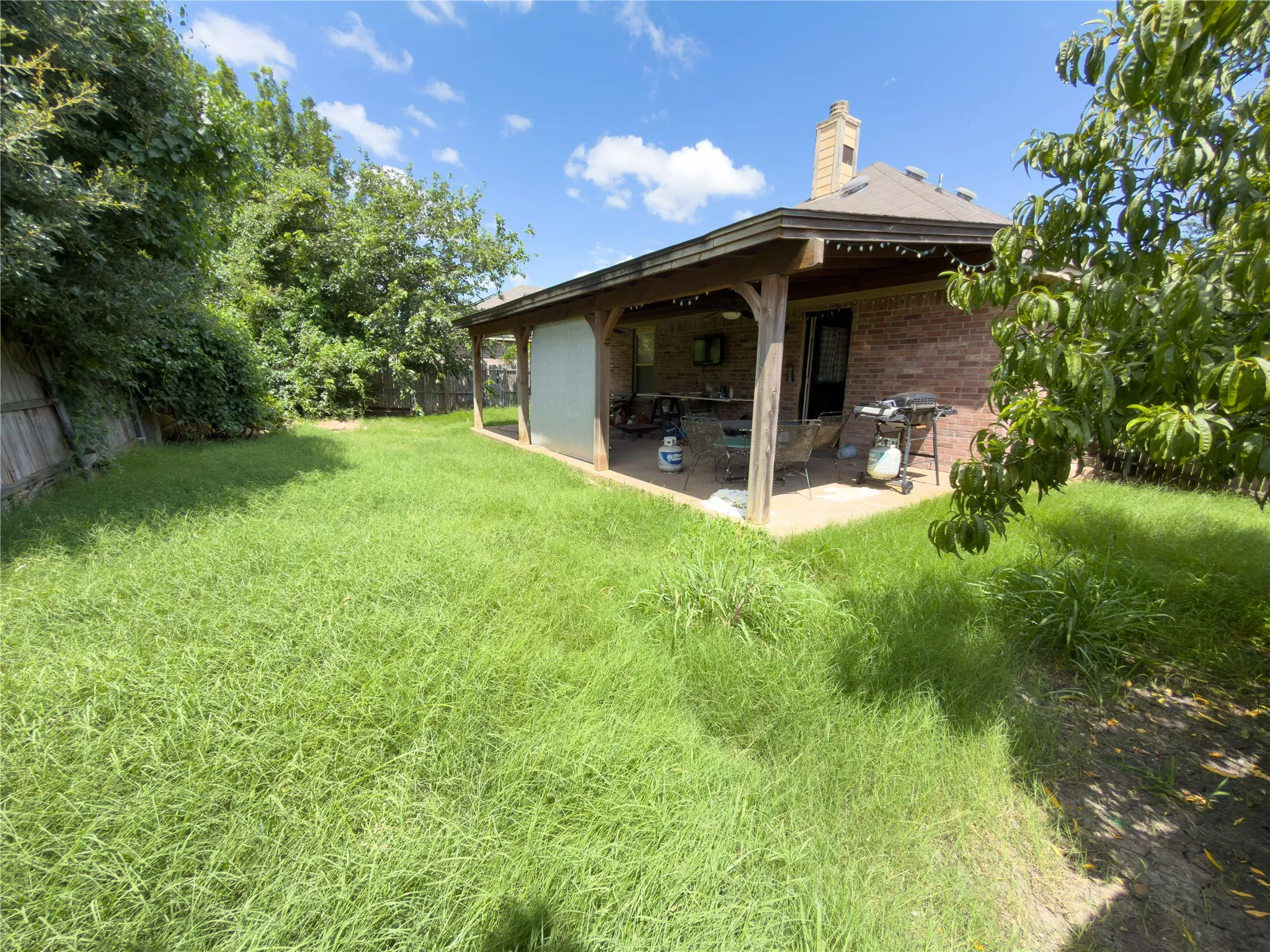 Single Family Residence For Sale in Rockwall County , 517 Blue Sage Drive, Fate, Texas 75087, 3 Bedroom, 2 Bathroom, 2 Garage spaces, 1,507 Sqft, built in 2008, mls#21291371, Real Estate Agent in Fate, Homes For Sale in Rockwall county, Homes For Sale in Fate, Realtor in Fate Texas, Real Estate Brokerage Independent Realty Texas, Luminita Cordes Realtor