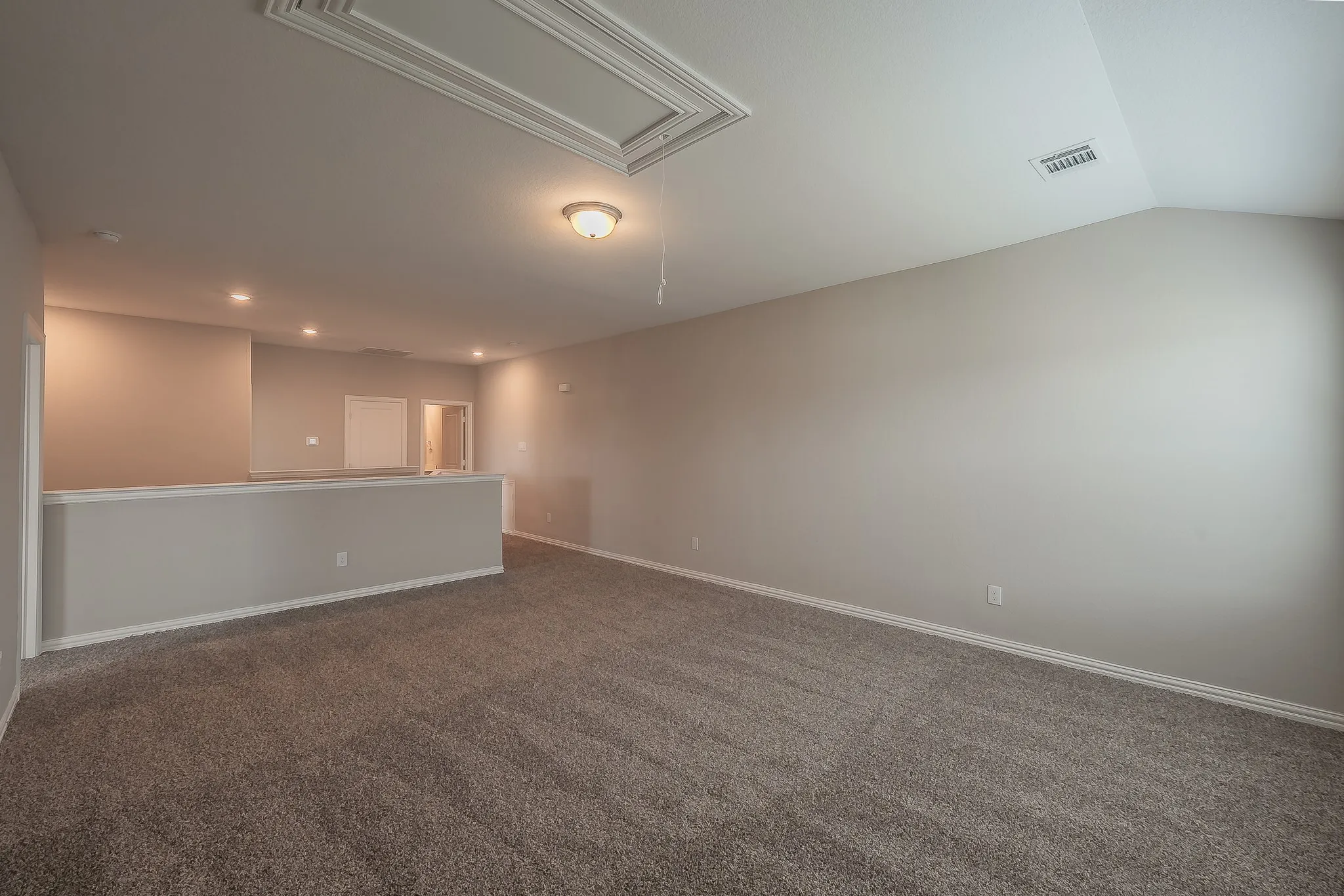 Single Family Residence For Sale in Tarrant County , 14044 Corvus Drive, Haslet, Texas 76052, 3 Bedroom, 3 Bathroom, 3 Garage spaces, 2,480 Sqft, built in 2022, mls#21294027, Real Estate Agent in Haslet, Homes For Sale in Tarrant county, Homes For Sale in Haslet, Realtor in Haslet Texas, Real Estate Brokerage Independent Realty Texas, Luminita Cordes Realtor
