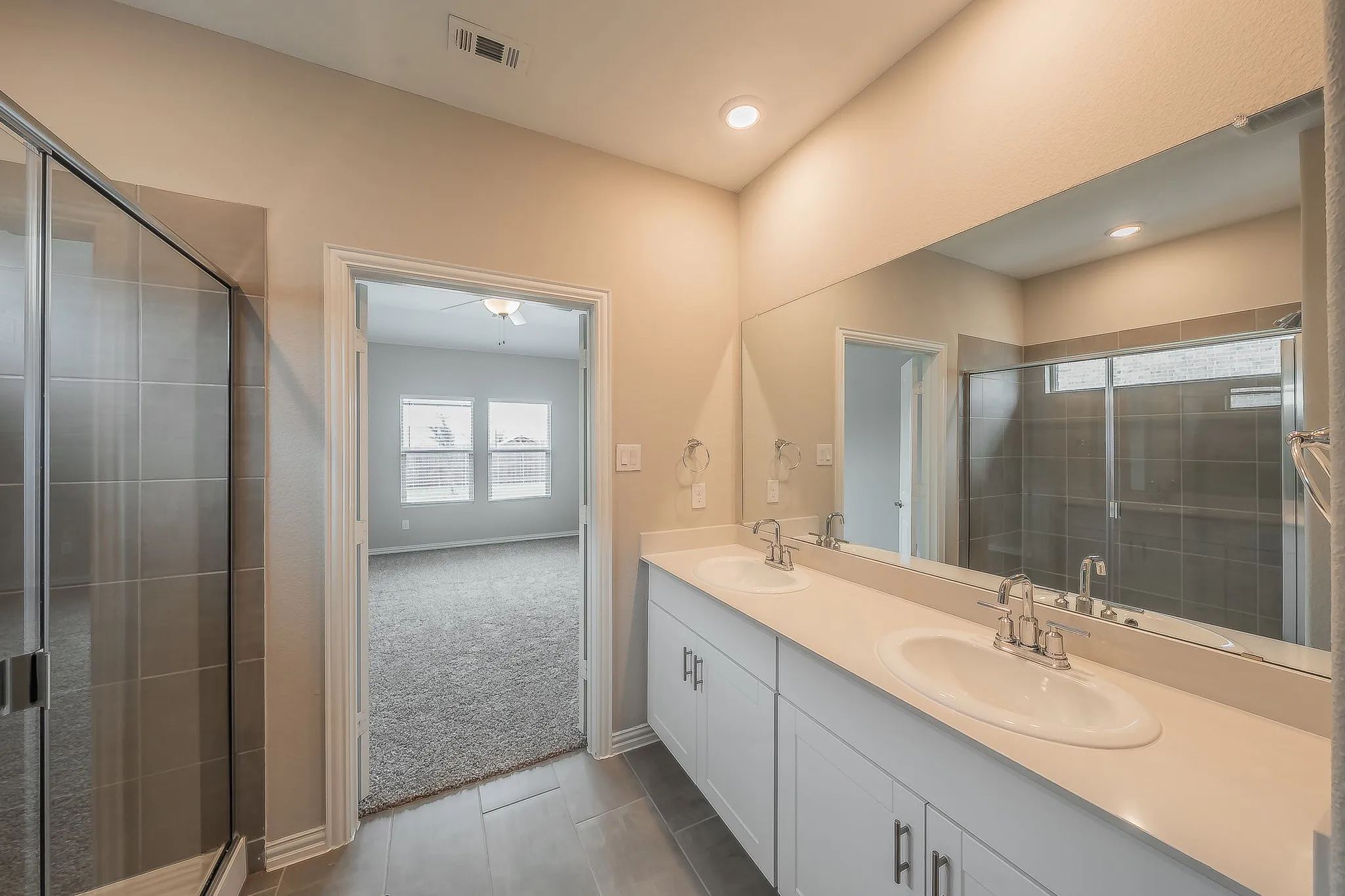 Single Family Residence For Sale in Tarrant County , 14044 Corvus Drive, Haslet, Texas 76052, 3 Bedroom, 3 Bathroom, 3 Garage spaces, 2,480 Sqft, built in 2022, mls#21294027, Real Estate Agent in Haslet, Homes For Sale in Tarrant county, Homes For Sale in Haslet, Realtor in Haslet Texas, Real Estate Brokerage Independent Realty Texas, Luminita Cordes Realtor