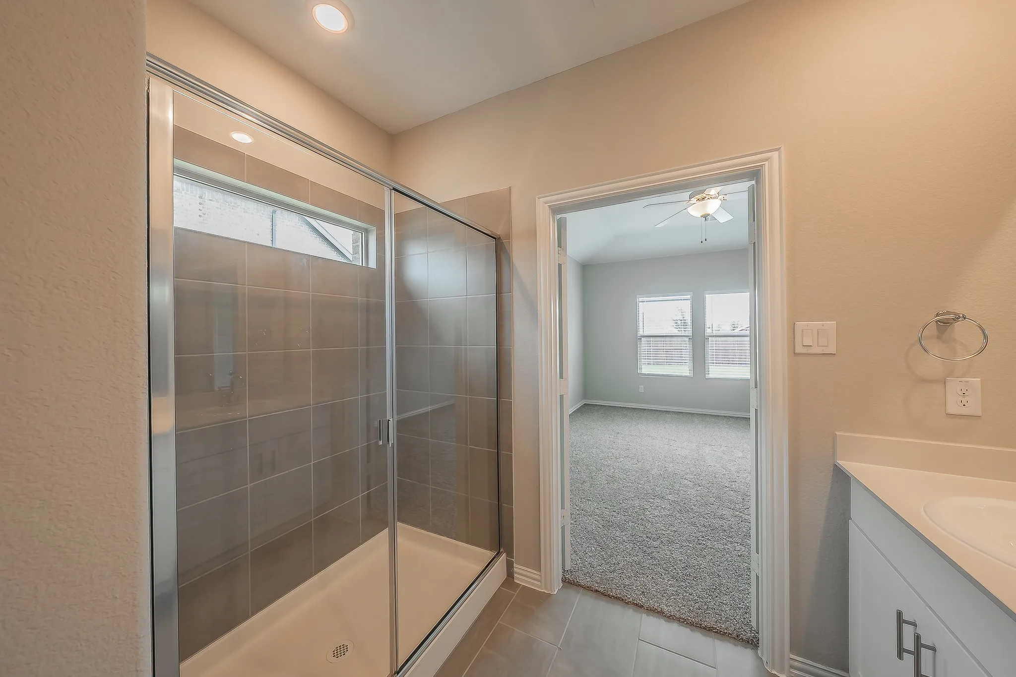 Single Family Residence For Sale in Tarrant County , 14044 Corvus Drive, Haslet, Texas 76052, 3 Bedroom, 3 Bathroom, 3 Garage spaces, 2,480 Sqft, built in 2022, mls#21294027, Real Estate Agent in Haslet, Homes For Sale in Tarrant county, Homes For Sale in Haslet, Realtor in Haslet Texas, Real Estate Brokerage Independent Realty Texas, Luminita Cordes Realtor