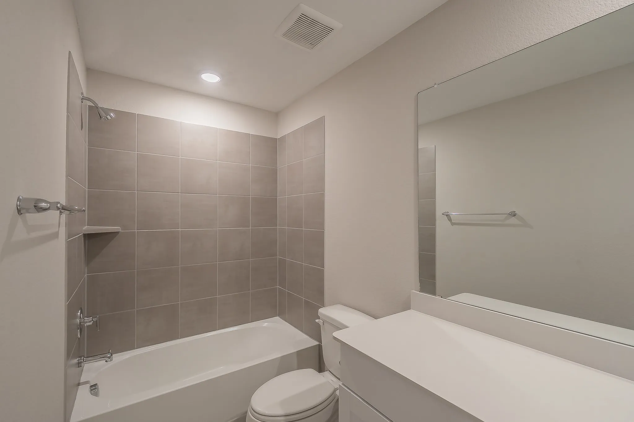 Single Family Residence For Sale in Tarrant County , 14044 Corvus Drive, Haslet, Texas 76052, 3 Bedroom, 3 Bathroom, 3 Garage spaces, 2,480 Sqft, built in 2022, mls#21294027, Real Estate Agent in Haslet, Homes For Sale in Tarrant county, Homes For Sale in Haslet, Realtor in Haslet Texas, Real Estate Brokerage Independent Realty Texas, Luminita Cordes Realtor