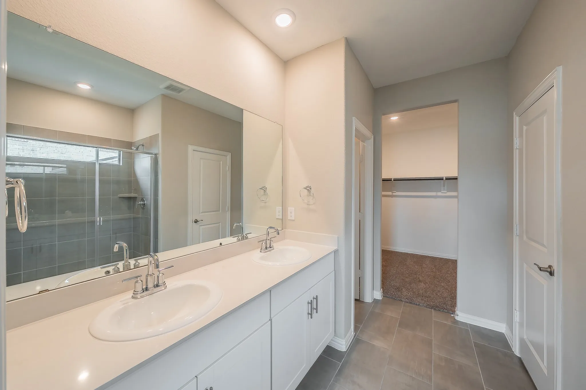 Single Family Residence For Sale in Tarrant County , 14044 Corvus Drive, Haslet, Texas 76052, 3 Bedroom, 3 Bathroom, 3 Garage spaces, 2,480 Sqft, built in 2022, mls#21294027, Real Estate Agent in Haslet, Homes For Sale in Tarrant county, Homes For Sale in Haslet, Realtor in Haslet Texas, Real Estate Brokerage Independent Realty Texas, Luminita Cordes Realtor
