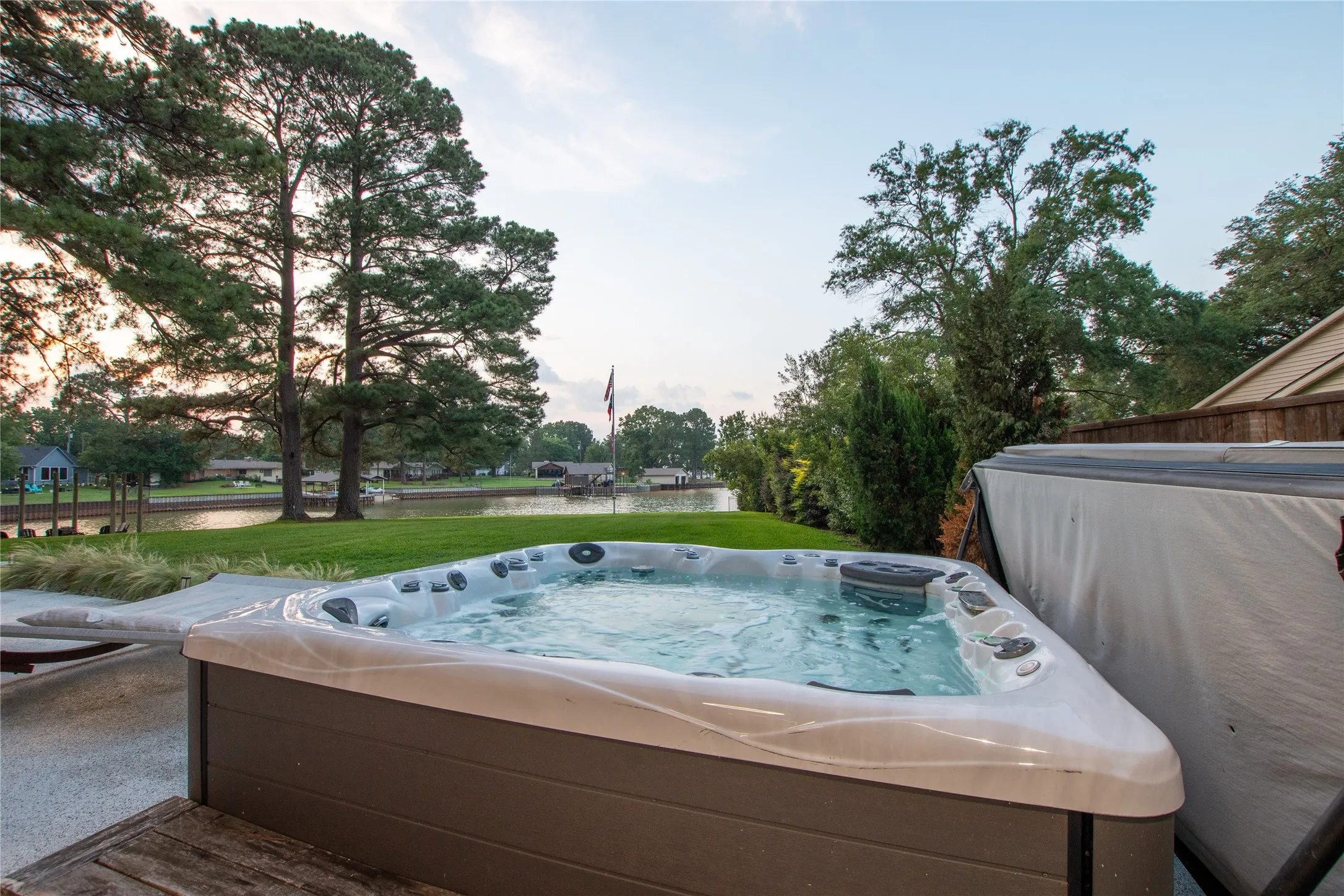Private Hot Tub Perfect for Relaxation