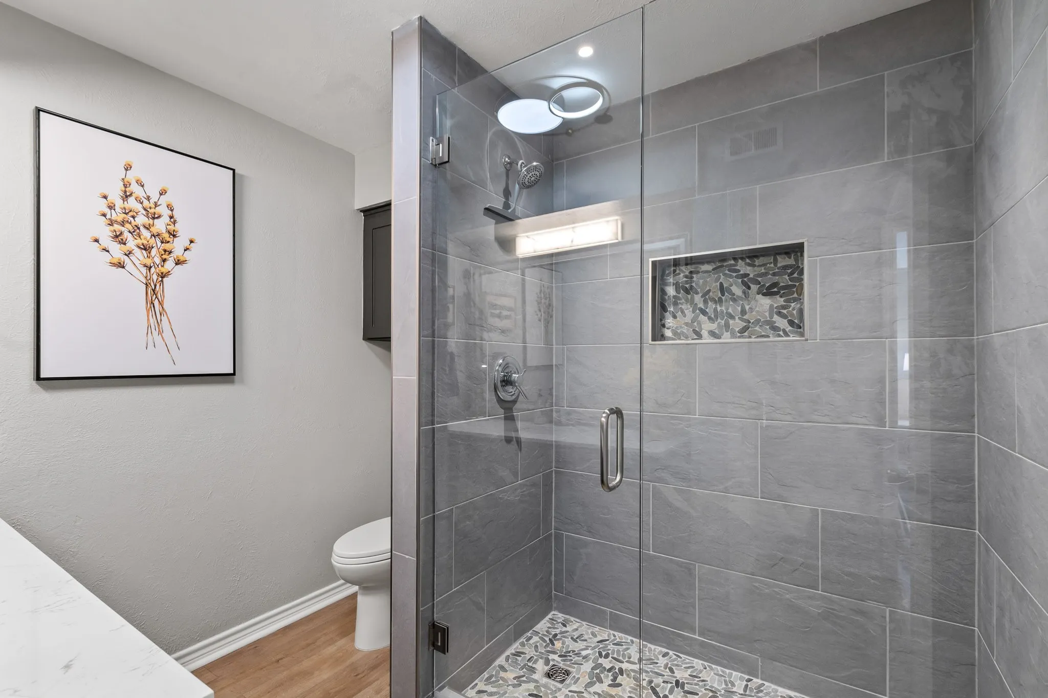 Guest bath with spacious walk in shower