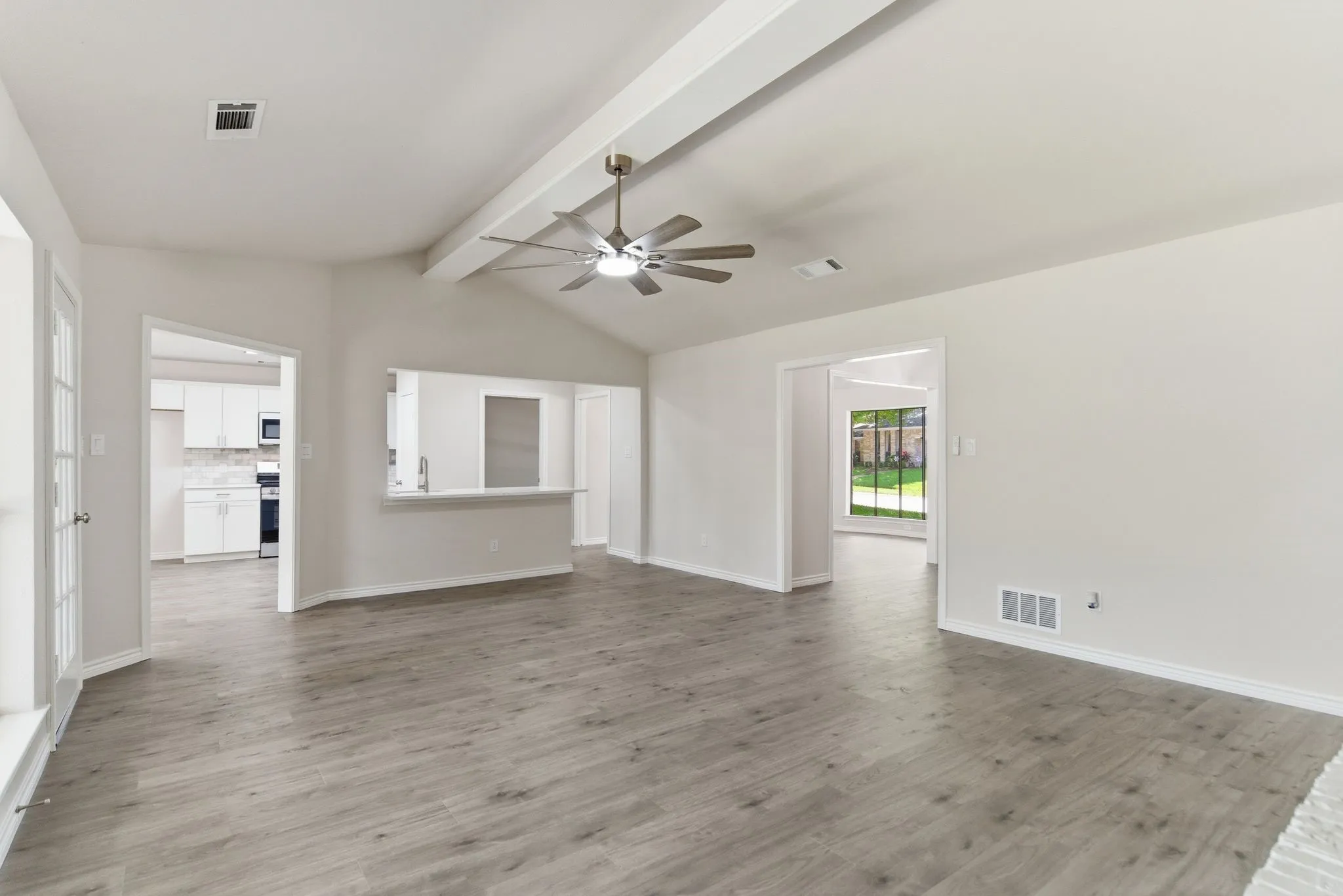 Single Family Residence For Sale in Collin County , 3104 Pinehurst Drive, Plano, Texas 75075, 5 Bedroom, 3 Bathroom, 2 Garage spaces, 2,800 Sqft, built in 1975, mls#21293712, Real Estate Agent in Plano, Homes For Sale in Collin county, Homes For Sale in Plano, Realtor in Plano Texas, Real Estate Brokerage Independent Realty Texas, Luminita Cordes Realtor