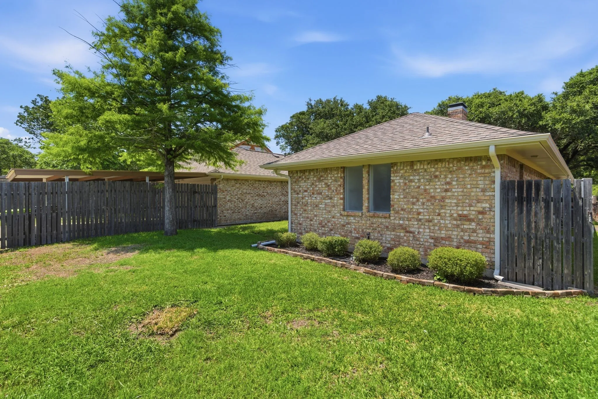 Single Family Residence For Sale in Collin County , 3104 Pinehurst Drive, Plano, Texas 75075, 5 Bedroom, 3 Bathroom, 2 Garage spaces, 2,800 Sqft, built in 1975, mls#21293712, Real Estate Agent in Plano, Homes For Sale in Collin county, Homes For Sale in Plano, Realtor in Plano Texas, Real Estate Brokerage Independent Realty Texas, Luminita Cordes Realtor
