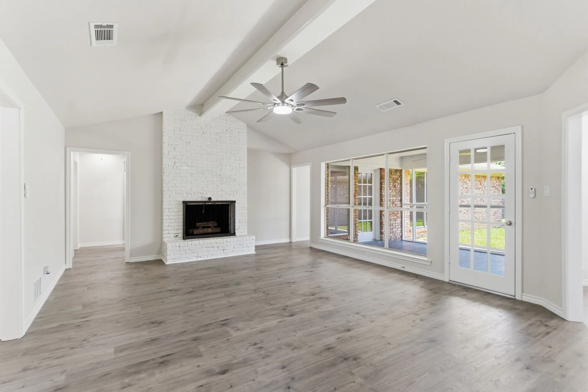 Single Family Residence For Sale in Collin County , 3104 Pinehurst Drive, Plano, Texas 75075, 5 Bedroom, 3 Bathroom, 2 Garage spaces, 2,800 Sqft, built in 1975, mls#21293712, Real Estate Agent in Plano, Homes For Sale in Collin county, Homes For Sale in Plano, Realtor in Plano Texas, Real Estate Brokerage Independent Realty Texas, Luminita Cordes Realtor