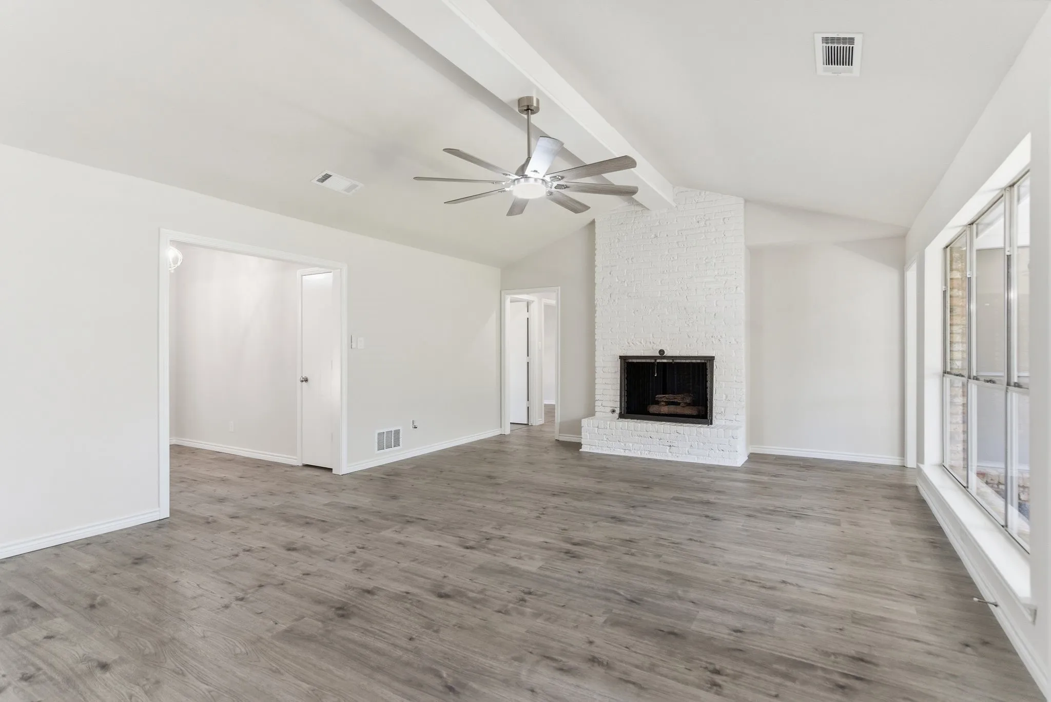 Single Family Residence For Sale in Collin County , 3104 Pinehurst Drive, Plano, Texas 75075, 5 Bedroom, 3 Bathroom, 2 Garage spaces, 2,800 Sqft, built in 1975, mls#21293712, Real Estate Agent in Plano, Homes For Sale in Collin county, Homes For Sale in Plano, Realtor in Plano Texas, Real Estate Brokerage Independent Realty Texas, Luminita Cordes Realtor