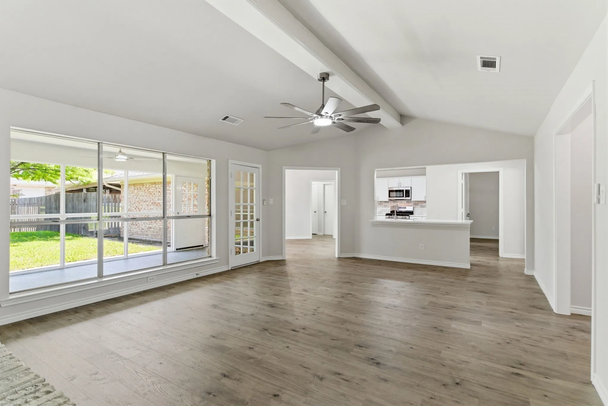Single Family Residence For Sale in Collin County , 3104 Pinehurst Drive, Plano, Texas 75075, 5 Bedroom, 3 Bathroom, 2 Garage spaces, 2,800 Sqft, built in 1975, mls#21293712, Real Estate Agent in Plano, Homes For Sale in Collin county, Homes For Sale in Plano, Realtor in Plano Texas, Real Estate Brokerage Independent Realty Texas, Luminita Cordes Realtor