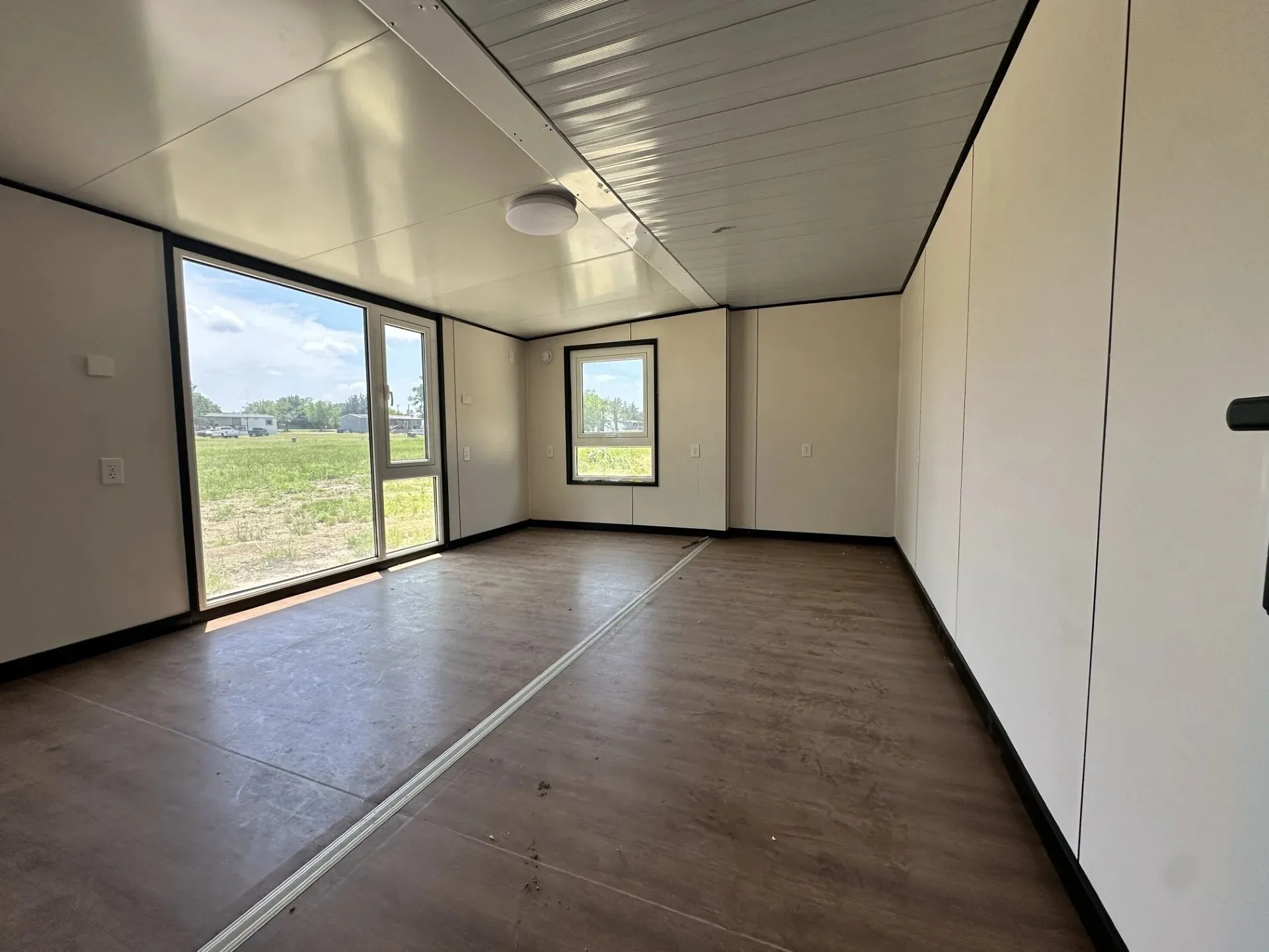 Manufactured Home For Sale in Limestone County , 1316 E Titus Street, Mexia, Texas 76667, 3 Bedroom, 1 Bathroom, Garage spaces, 800 Sqft, built in 2026, mls#21294071, Real Estate Agent in Mexia, Homes For Sale in Limestone county, Homes For Sale in Mexia, Realtor in Mexia Texas, Real Estate Brokerage Independent Realty Texas, Luminita Cordes Realtor
