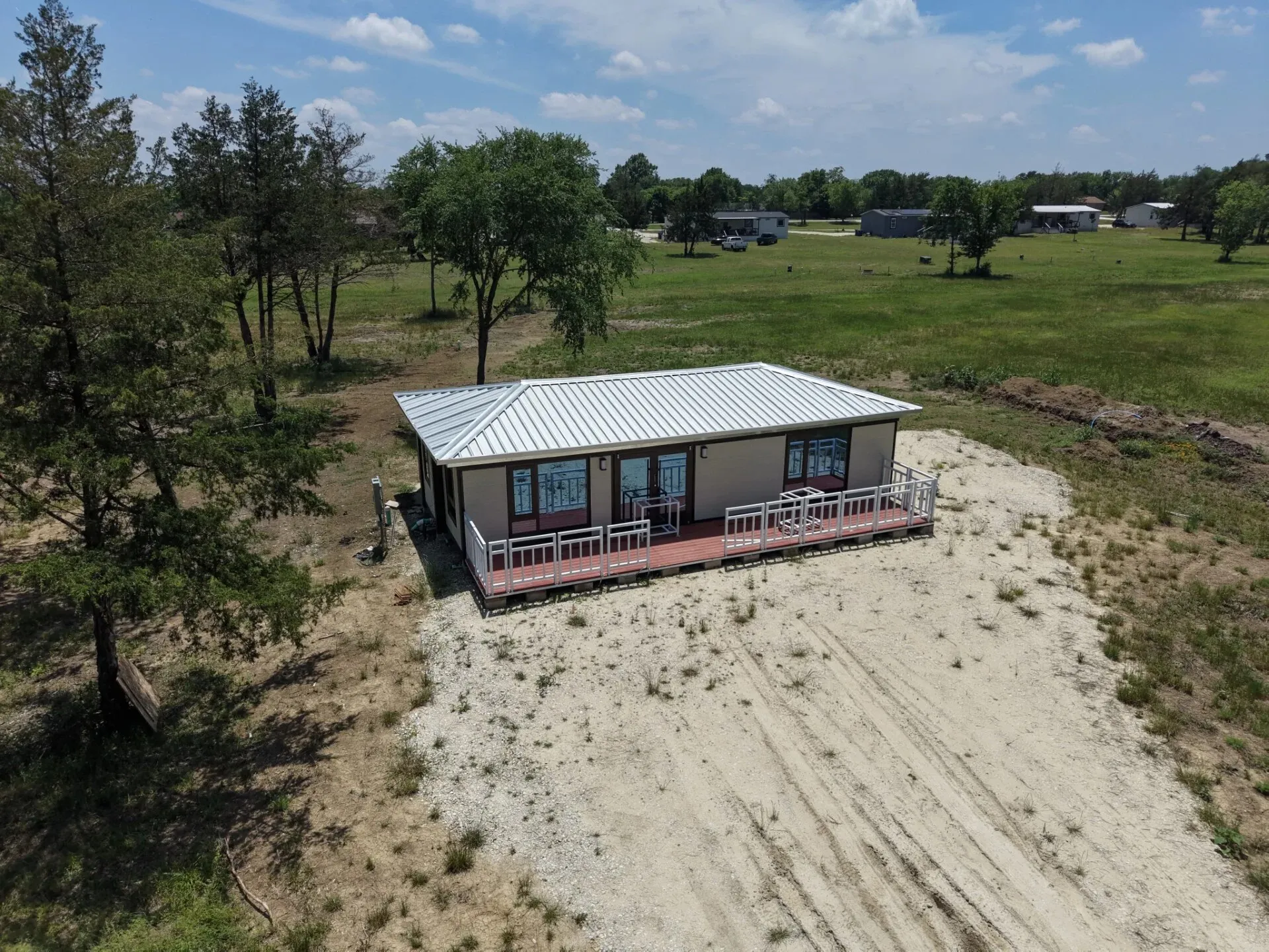 Manufactured Home For Sale in Limestone County , 1316 E Titus Street, Mexia, Texas 76667, 3 Bedroom, 1 Bathroom, Garage spaces, 800 Sqft, built in 2026, mls#21294071, Real Estate Agent in Mexia, Homes For Sale in Limestone county, Homes For Sale in Mexia, Realtor in Mexia Texas, Real Estate Brokerage Independent Realty Texas, Luminita Cordes Realtor