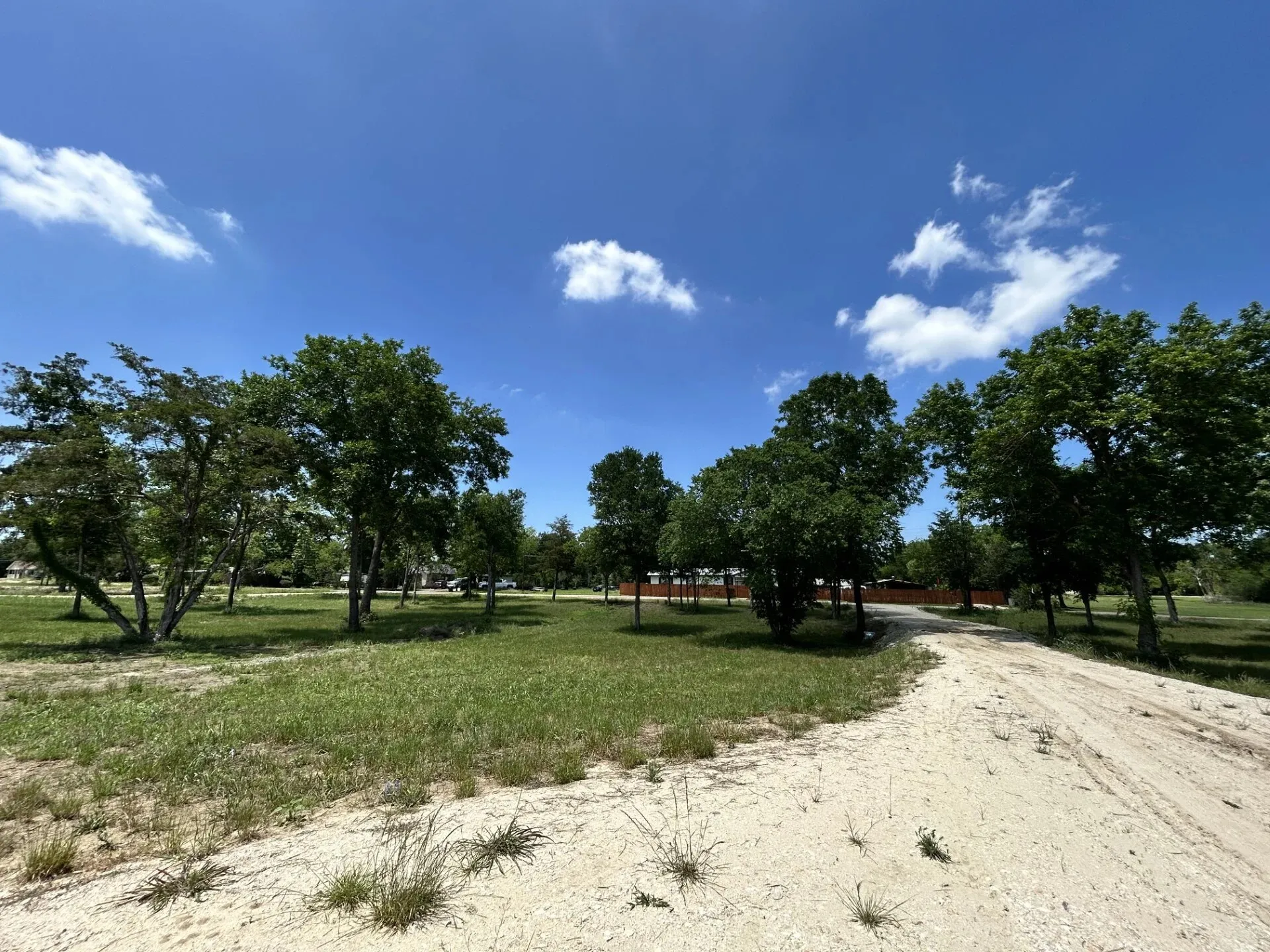 Manufactured Home For Sale in Limestone County , 1316 E Titus Street, Mexia, Texas 76667, 3 Bedroom, 1 Bathroom, Garage spaces, 800 Sqft, built in 2026, mls#21294071, Real Estate Agent in Mexia, Homes For Sale in Limestone county, Homes For Sale in Mexia, Realtor in Mexia Texas, Real Estate Brokerage Independent Realty Texas, Luminita Cordes Realtor