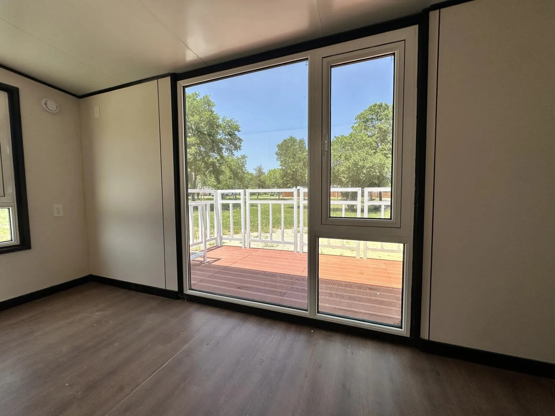 Manufactured Home For Sale in Limestone County , 1316 E Titus Street, Mexia, Texas 76667, 3 Bedroom, 1 Bathroom, Garage spaces, 800 Sqft, built in 2026, mls#21294071, Real Estate Agent in Mexia, Homes For Sale in Limestone county, Homes For Sale in Mexia, Realtor in Mexia Texas, Real Estate Brokerage Independent Realty Texas, Luminita Cordes Realtor