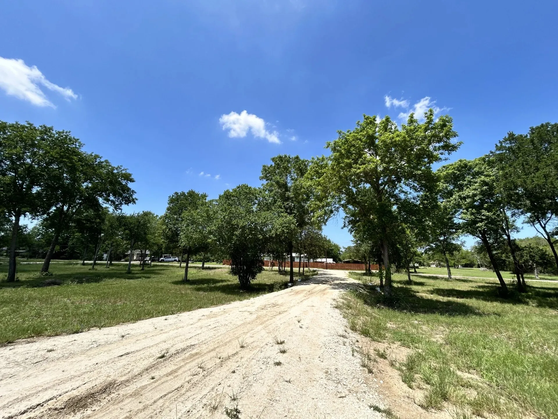 Manufactured Home For Sale in Limestone County , 1316 E Titus Street, Mexia, Texas 76667, 3 Bedroom, 1 Bathroom, Garage spaces, 800 Sqft, built in 2026, mls#21294071, Real Estate Agent in Mexia, Homes For Sale in Limestone county, Homes For Sale in Mexia, Realtor in Mexia Texas, Real Estate Brokerage Independent Realty Texas, Luminita Cordes Realtor