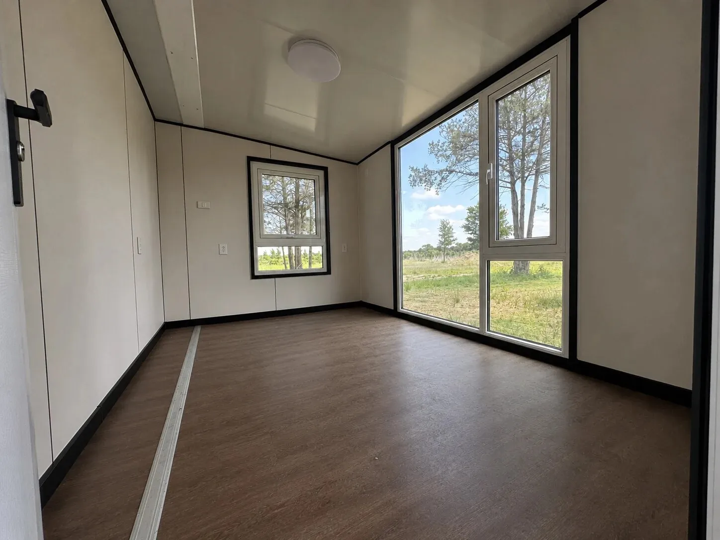Manufactured Home For Sale in Limestone County , 1316 E Titus Street, Mexia, Texas 76667, 3 Bedroom, 1 Bathroom, Garage spaces, 800 Sqft, built in 2026, mls#21294071, Real Estate Agent in Mexia, Homes For Sale in Limestone county, Homes For Sale in Mexia, Realtor in Mexia Texas, Real Estate Brokerage Independent Realty Texas, Luminita Cordes Realtor