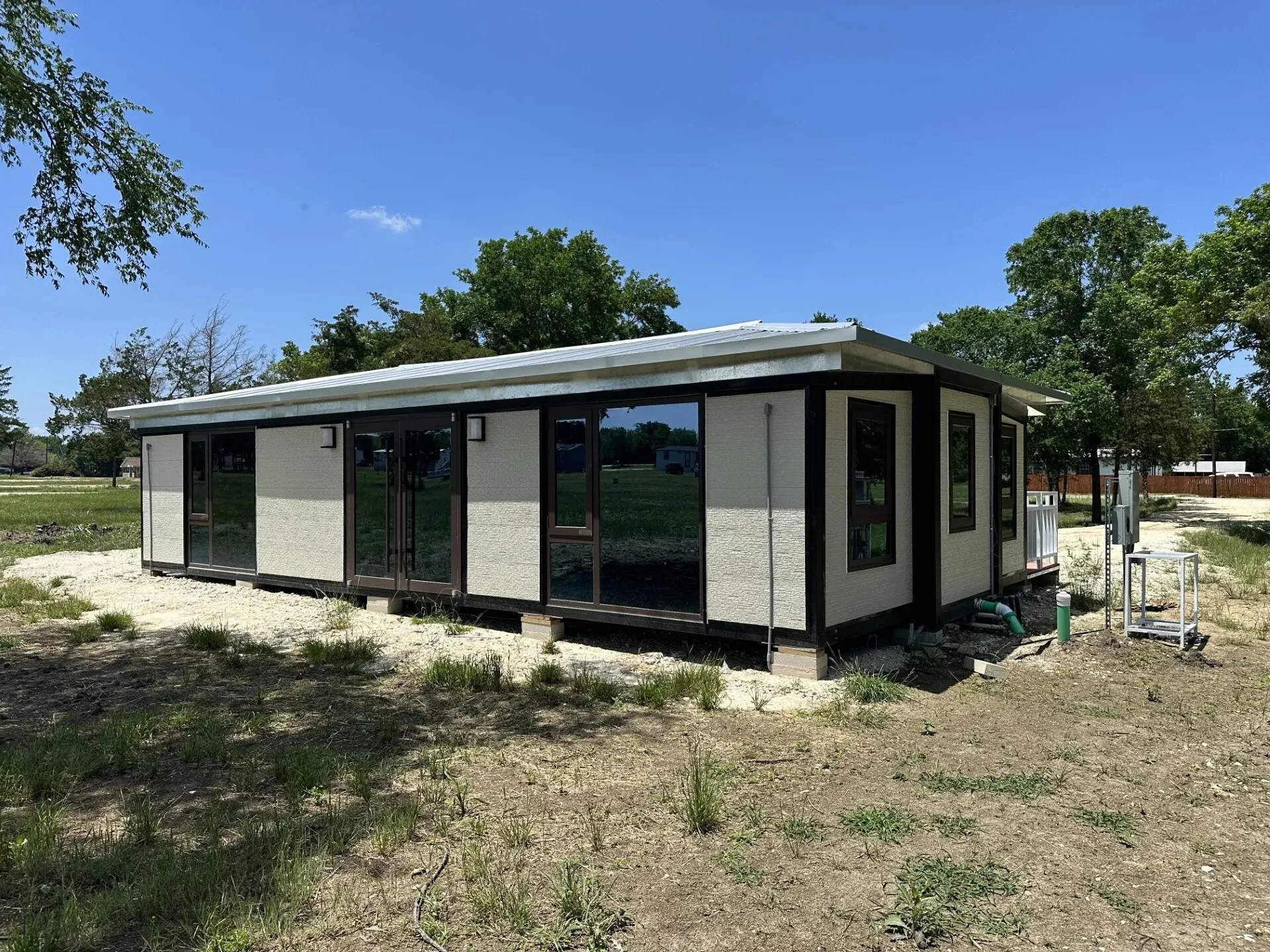 Manufactured Home For Sale in Limestone County , 1316 E Titus Street, Mexia, Texas 76667, 3 Bedroom, 1 Bathroom, Garage spaces, 800 Sqft, built in 2026, mls#21294071, Real Estate Agent in Mexia, Homes For Sale in Limestone county, Homes For Sale in Mexia, Realtor in Mexia Texas, Real Estate Brokerage Independent Realty Texas, Luminita Cordes Realtor