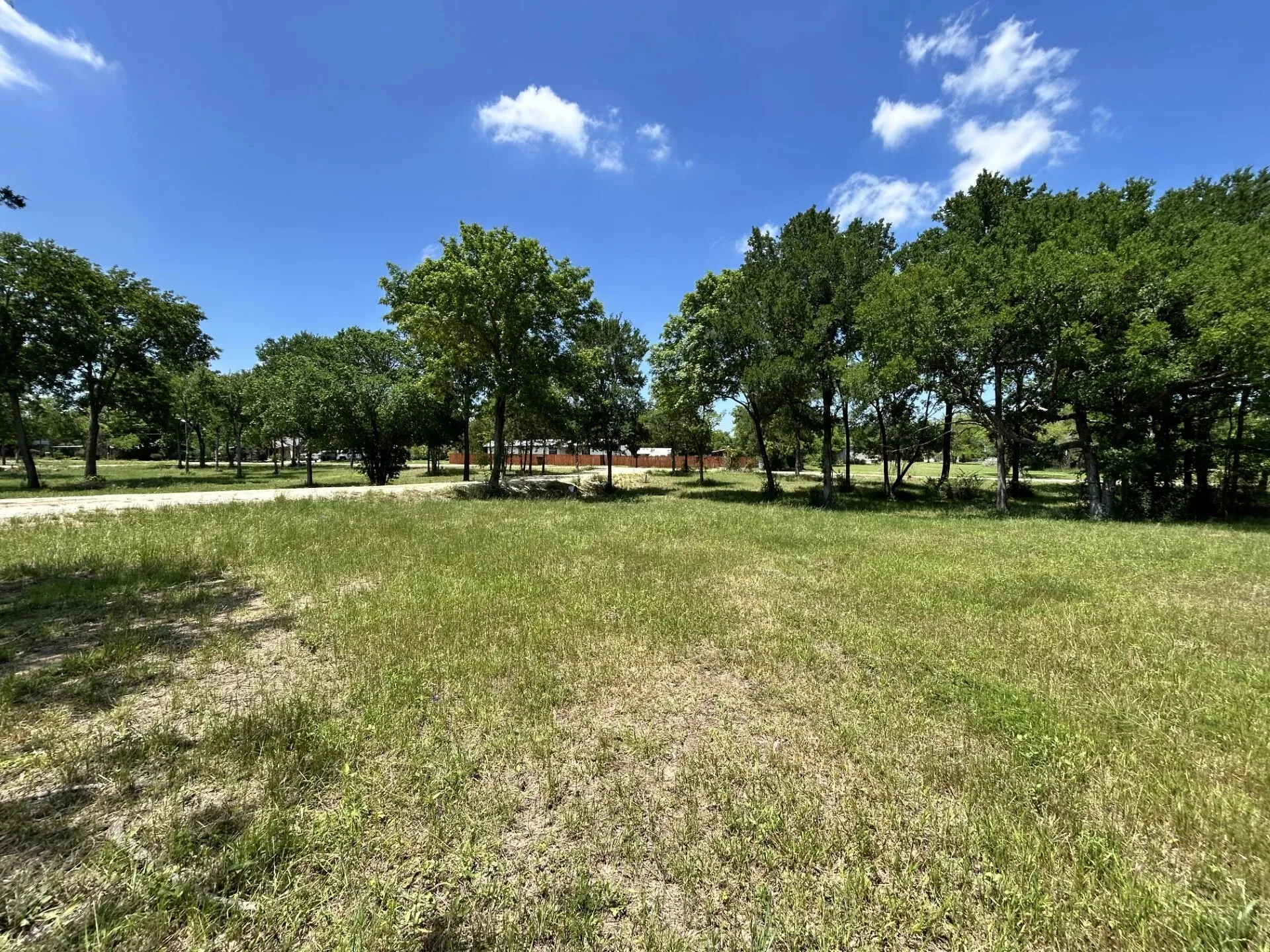Manufactured Home For Sale in Limestone County , 1316 E Titus Street, Mexia, Texas 76667, 3 Bedroom, 1 Bathroom, Garage spaces, 800 Sqft, built in 2026, mls#21294071, Real Estate Agent in Mexia, Homes For Sale in Limestone county, Homes For Sale in Mexia, Realtor in Mexia Texas, Real Estate Brokerage Independent Realty Texas, Luminita Cordes Realtor