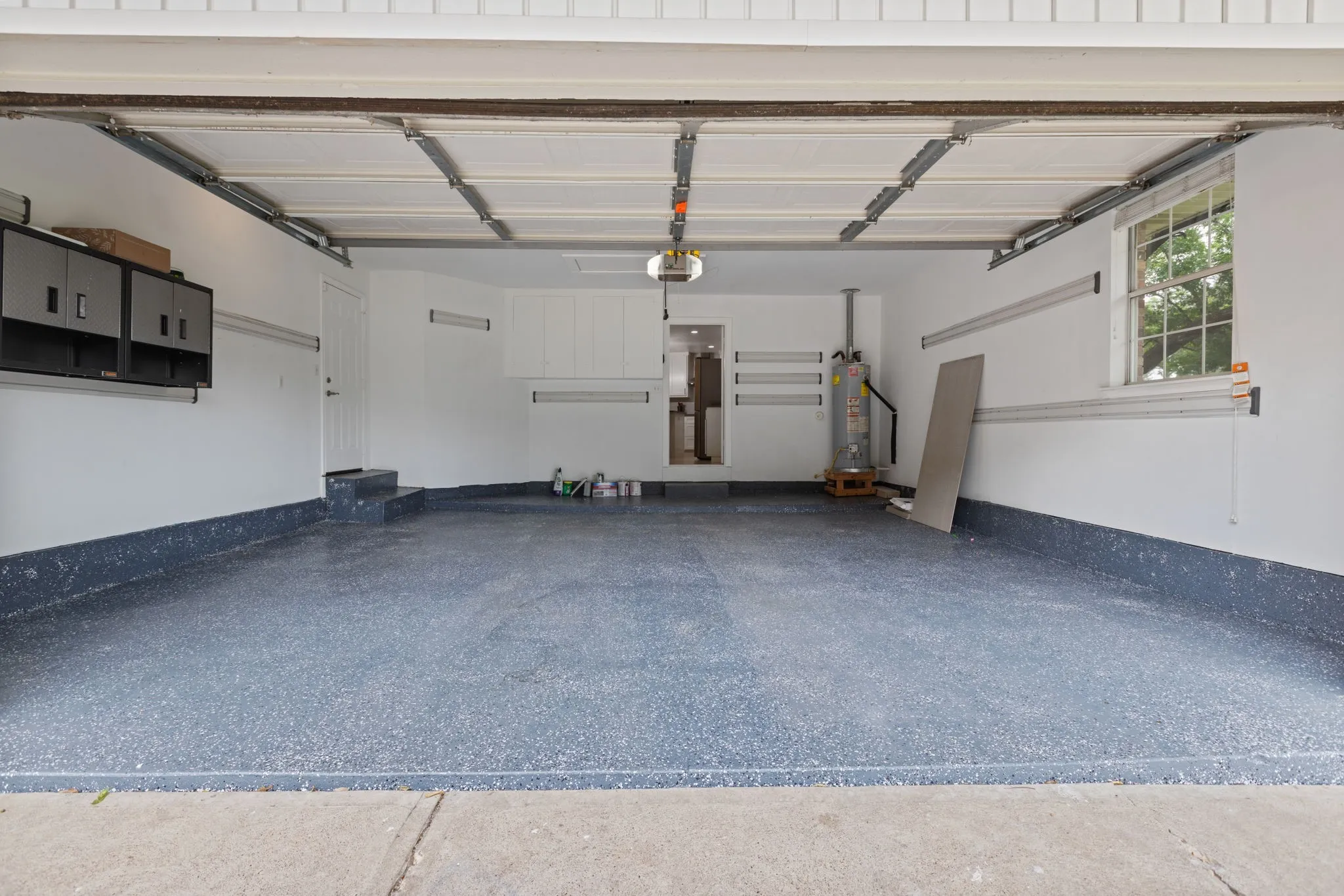 Single Family Residence For Sale in Dallas County , 6554 Ridgeview Circle, Dallas, Texas 75240, 3 Bedrooms, 3 Bathrooms, 2 Garage spaces, 2,664 Sqft, built in 1960, Price $789,900, mls#21272659, Real Estate Agent in Dallas, Homes For Sale in Dallas county, Homes For Sale in Dallas, Realtor in Dallas Texas, Real Estate Brokerage Independent Realty Texas, Luminita Cordes Realtor