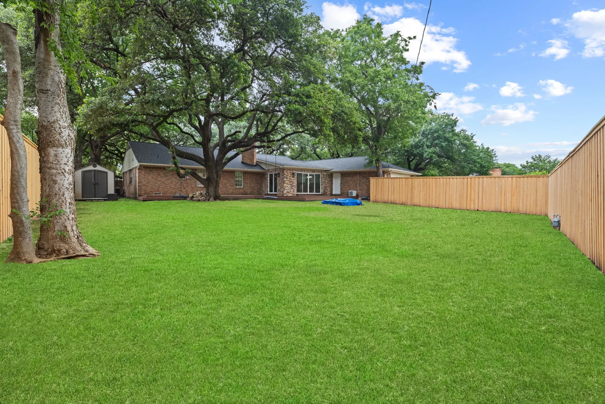 Single Family Residence For Sale in Dallas County , 6554 Ridgeview Circle, Dallas, Texas 75240, 3 Bedrooms, 3 Bathrooms, 2 Garage spaces, 2,664 Sqft, built in 1960, Price $789,900, mls#21272659, Real Estate Agent in Dallas, Homes For Sale in Dallas county, Homes For Sale in Dallas, Realtor in Dallas Texas, Real Estate Brokerage Independent Realty Texas, Luminita Cordes Realtor