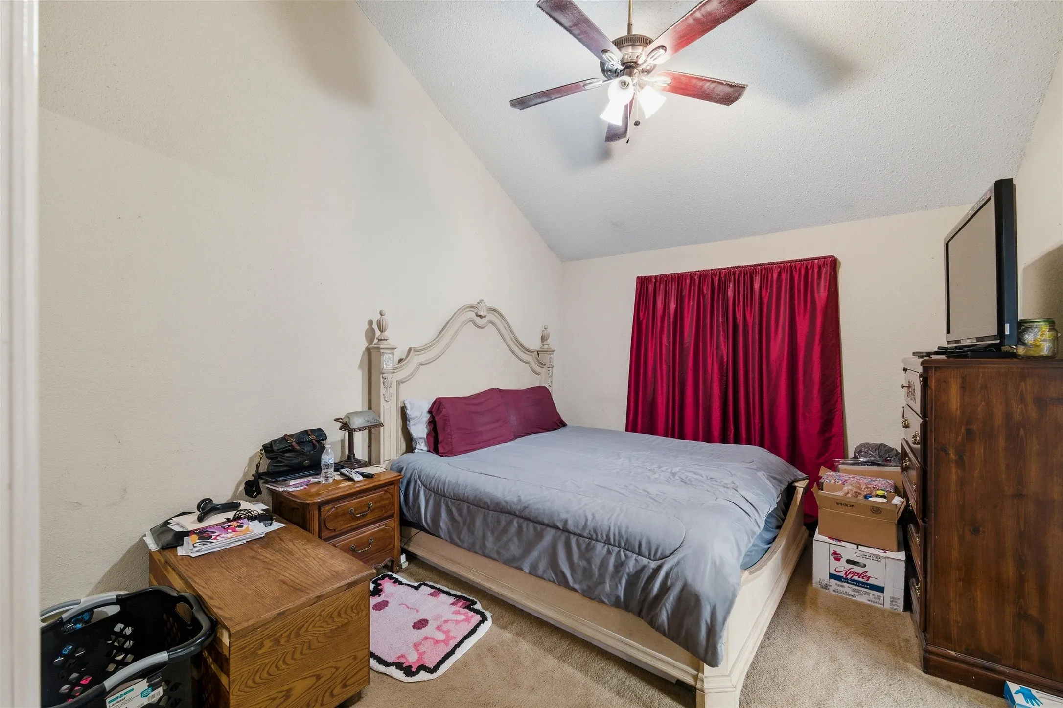 Single Family Residence For Sale in Dallas County , 10464 Woodleaf Drive, Dallas, Texas 75227, 3 Bedroom, 2 Bathroom, 1 Garage spaces, 1,147 Sqft, built in 1984, mls#21294091, Real Estate Agent in Dallas, Homes For Sale in Dallas county, Homes For Sale in Dallas, Realtor in Dallas Texas, Real Estate Brokerage Independent Realty Texas, Luminita Cordes Realtor