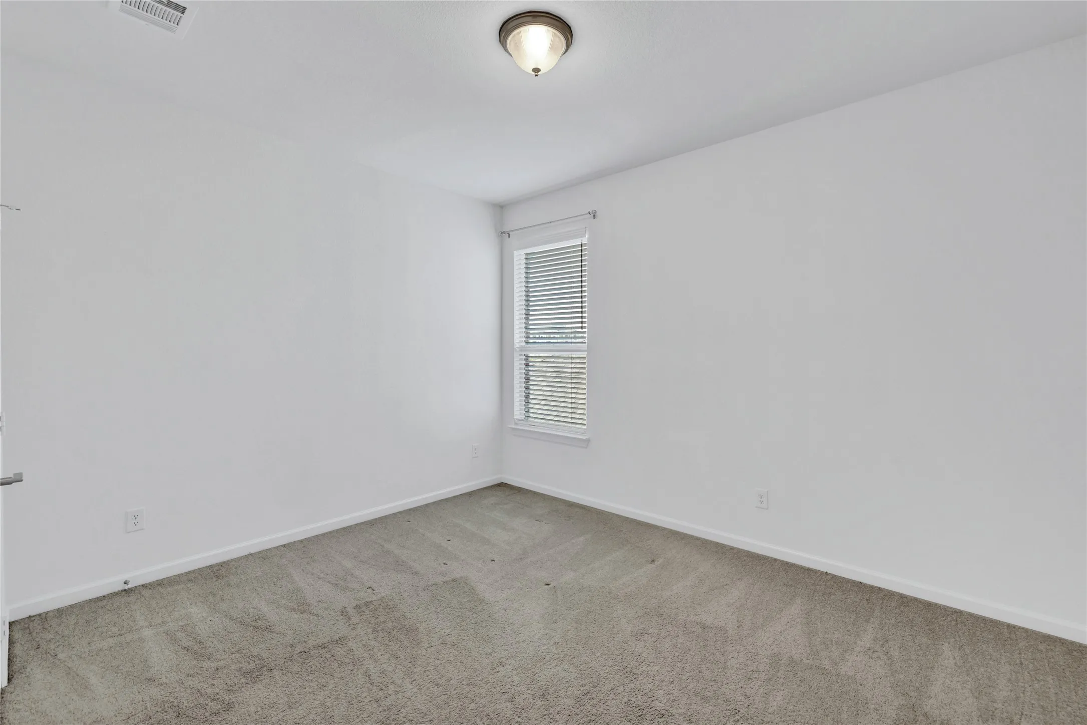 Single Family Residence For Sale in Collin County , 3904 Starlight Creek Drive, Celina, Texas 75009, 4 Bedroom, 3 Bathroom, 2 Garage spaces, 2,686 Sqft, built in 2021, mls#21292768, Real Estate Agent in Celina, Homes For Sale in Collin county, Homes For Sale in Celina, Realtor in Celina Texas, Real Estate Brokerage Independent Realty Texas, Luminita Cordes Realtor