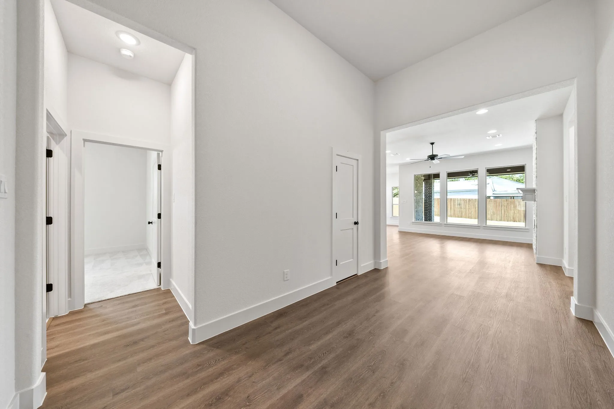 Single Family Residence For Sale in Tarrant County , 902 Boston Lane, River Oaks, Texas 76114, 4 Bedroom, 3 Bathroom, 2 Garage spaces, 2,234 Sqft, built in 2025, mls#21294102, Real Estate Agent in River Oaks, Homes For Sale in Tarrant county, Homes For Sale in River Oaks, Realtor in River Oaks Texas, Real Estate Brokerage Independent Realty Texas, Luminita Cordes Realtor