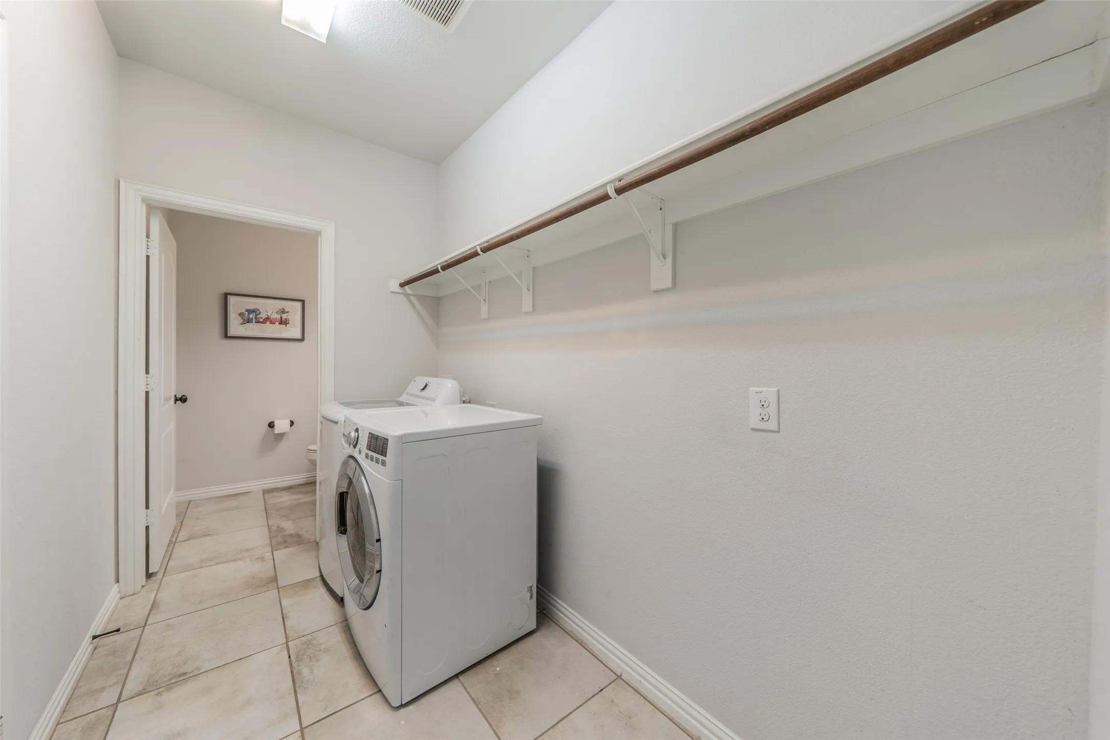 Single Family Residence For Sale in Collin County , 14797 County Road 489, Nevada, Texas 75173, 4 Bedroom, 3 Bathroom, 2 Garage spaces, 2,784 Sqft, built in 2018, mls#21292455, Real Estate Agent in Nevada, Homes For Sale in Collin county, Homes For Sale in Nevada, Realtor in Nevada Texas, Real Estate Brokerage Independent Realty Texas, Luminita Cordes Realtor