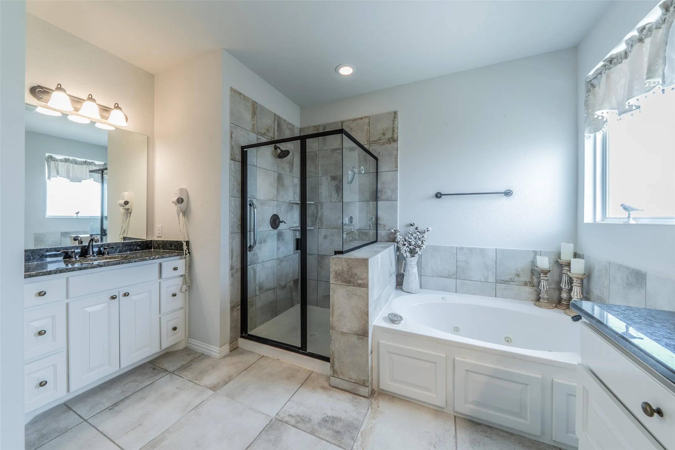 Single Family Residence For Sale in Collin County , 14797 County Road 489, Nevada, Texas 75173, 4 Bedroom, 3 Bathroom, 2 Garage spaces, 2,784 Sqft, built in 2018, mls#21292455, Real Estate Agent in Nevada, Homes For Sale in Collin county, Homes For Sale in Nevada, Realtor in Nevada Texas, Real Estate Brokerage Independent Realty Texas, Luminita Cordes Realtor