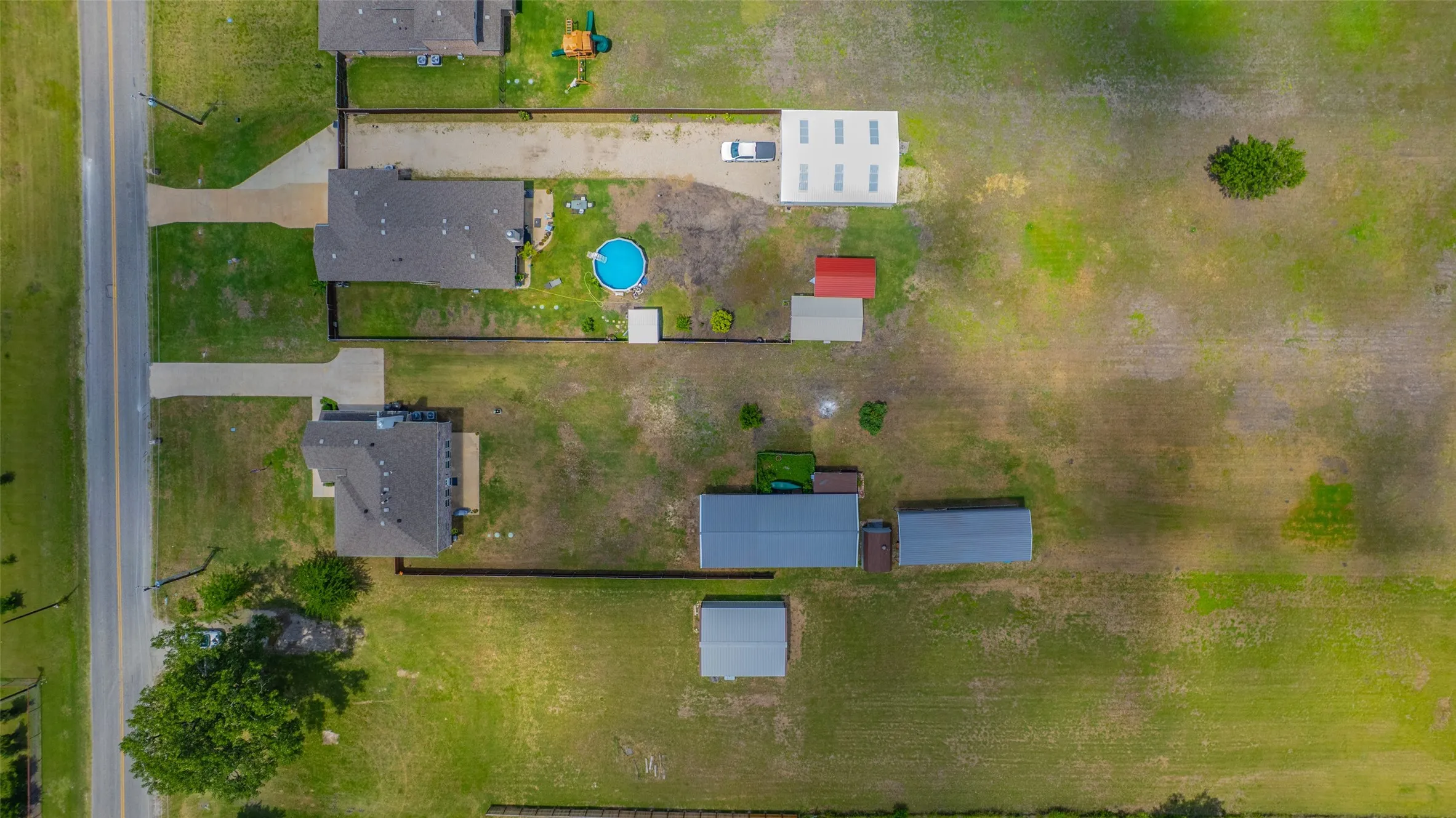 Single Family Residence For Sale in Collin County , 14797 County Road 489, Nevada, Texas 75173, 4 Bedroom, 3 Bathroom, 2 Garage spaces, 2,784 Sqft, built in 2018, mls#21292455, Real Estate Agent in Nevada, Homes For Sale in Collin county, Homes For Sale in Nevada, Realtor in Nevada Texas, Real Estate Brokerage Independent Realty Texas, Luminita Cordes Realtor