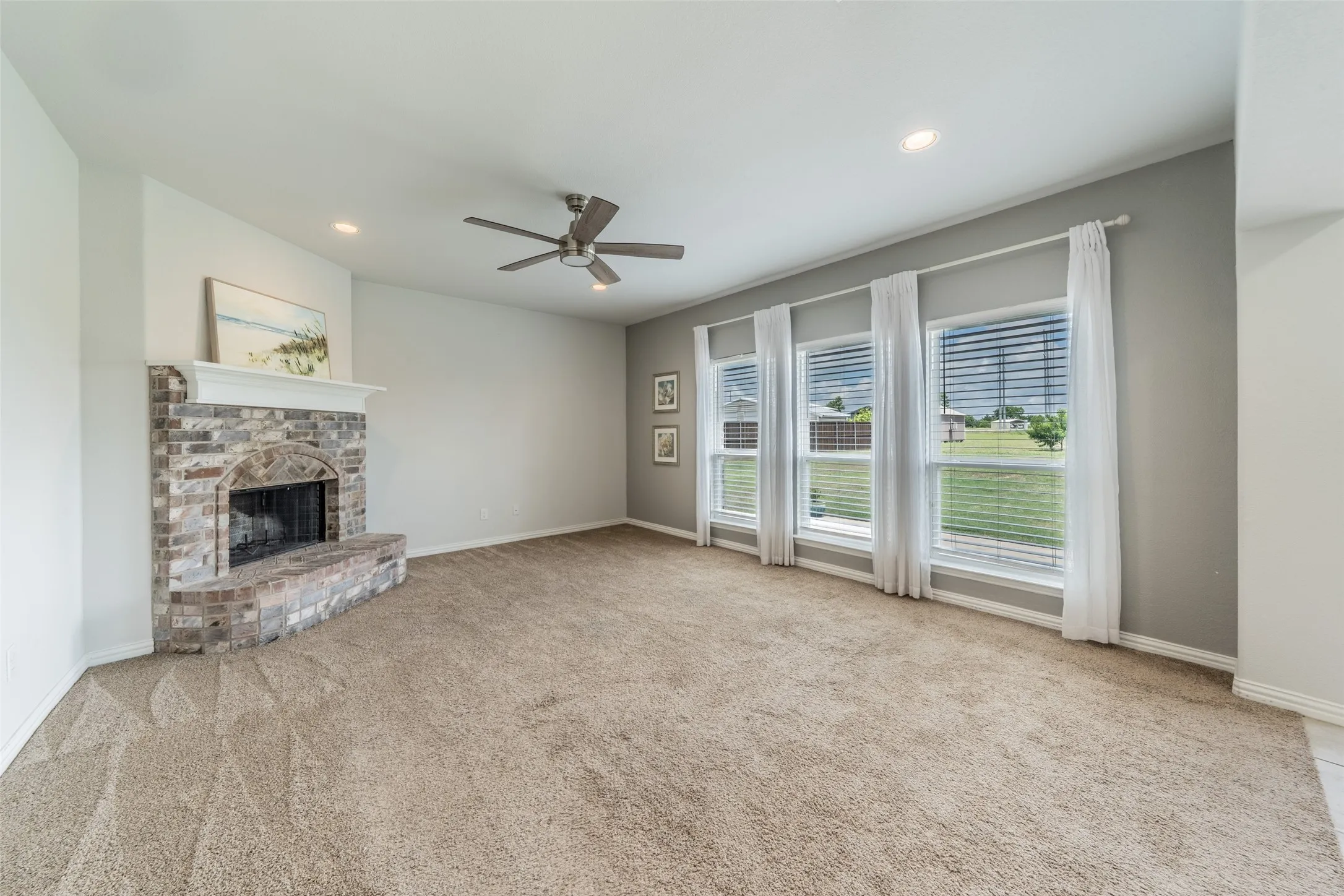 Single Family Residence For Sale in Collin County , 14797 County Road 489, Nevada, Texas 75173, 4 Bedroom, 3 Bathroom, 2 Garage spaces, 2,784 Sqft, built in 2018, mls#21292455, Real Estate Agent in Nevada, Homes For Sale in Collin county, Homes For Sale in Nevada, Realtor in Nevada Texas, Real Estate Brokerage Independent Realty Texas, Luminita Cordes Realtor