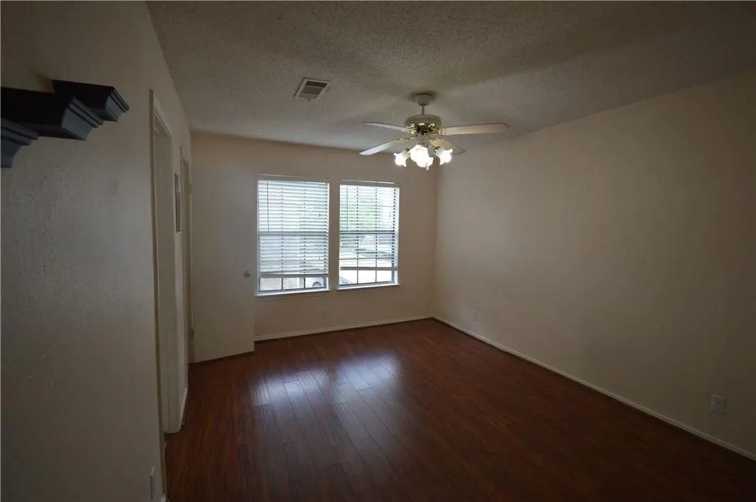 Condominium For Sale in Collin County , 4748 Old Bent Tree Lane 1102, Dallas, Texas 75287, 2 Bedroom, 2 Bathroom, Garage spaces, 1,070 Sqft, built in 1985, mls#21294118, Real Estate Agent in Dallas, Homes For Sale in Collin county, Homes For Sale in Dallas, Realtor in Dallas Texas, Real Estate Brokerage Independent Realty Texas, Luminita Cordes Realtor