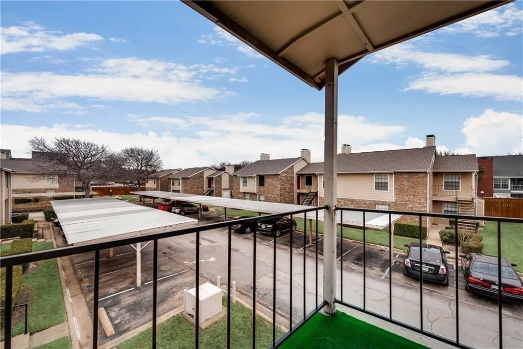 Condominium For Sale in Collin County , 4748 Old Bent Tree Lane 1102, Dallas, Texas 75287, 2 Bedroom, 2 Bathroom, Garage spaces, 1,070 Sqft, built in 1985, mls#21294118, Real Estate Agent in Dallas, Homes For Sale in Collin county, Homes For Sale in Dallas, Realtor in Dallas Texas, Real Estate Brokerage Independent Realty Texas, Luminita Cordes Realtor