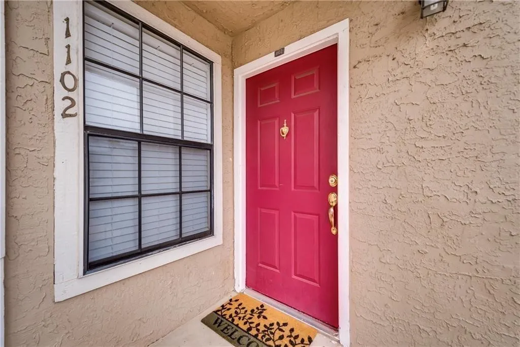 Condominium For Sale in Collin County , 4748 Old Bent Tree Lane 1102, Dallas, Texas 75287, 2 Bedroom, 2 Bathroom, Garage spaces, 1,070 Sqft, built in 1985, mls#21294118, Real Estate Agent in Dallas, Homes For Sale in Collin county, Homes For Sale in Dallas, Realtor in Dallas Texas, Real Estate Brokerage Independent Realty Texas, Luminita Cordes Realtor