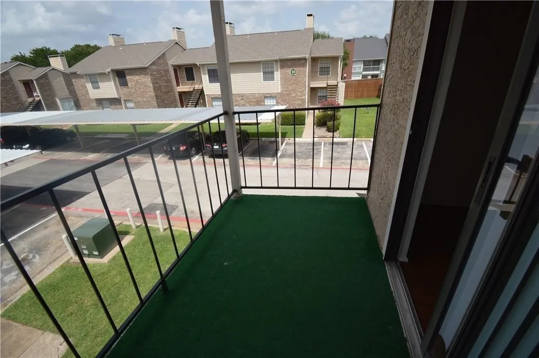 Condominium For Sale in Collin County , 4748 Old Bent Tree Lane 1102, Dallas, Texas 75287, 2 Bedroom, 2 Bathroom, Garage spaces, 1,070 Sqft, built in 1985, mls#21294118, Real Estate Agent in Dallas, Homes For Sale in Collin county, Homes For Sale in Dallas, Realtor in Dallas Texas, Real Estate Brokerage Independent Realty Texas, Luminita Cordes Realtor