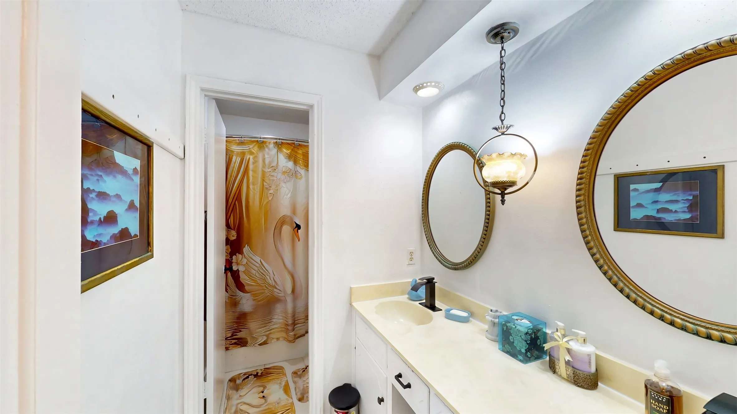 Single Family Residence For Sale in Tarrant County , 7432 Brentwood Stair Road, Fort Worth, Texas 76112, 3 Bedroom, 2 Bathroom, 2 Garage spaces, 1,840 Sqft, built in 1972, Price $315,000, mls#21286851, Real Estate Agent in Fort Worth, Homes For Sale in Tarrant county, Homes For Sale in Fort Worth, Realtor in Fort Worth Texas, Real Estate Brokerage Independent Realty Texas, Luminita Cordes Realtor
