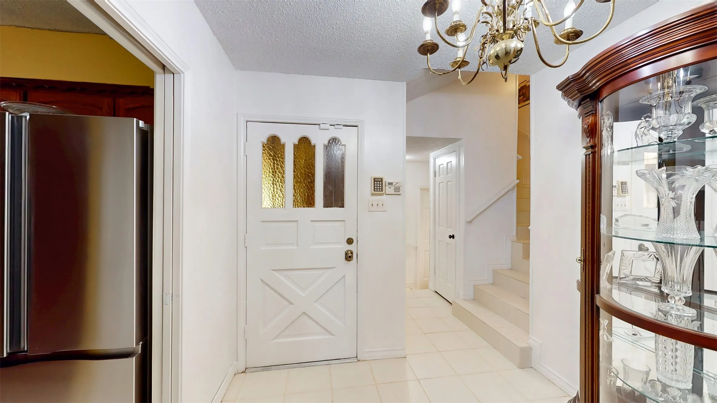 Single Family Residence For Sale in Tarrant County , 7432 Brentwood Stair Road, Fort Worth, Texas 76112, 3 Bedroom, 2 Bathroom, 2 Garage spaces, 1,840 Sqft, built in 1972, Price $315,000, mls#21286851, Real Estate Agent in Fort Worth, Homes For Sale in Tarrant county, Homes For Sale in Fort Worth, Realtor in Fort Worth Texas, Real Estate Brokerage Independent Realty Texas, Luminita Cordes Realtor