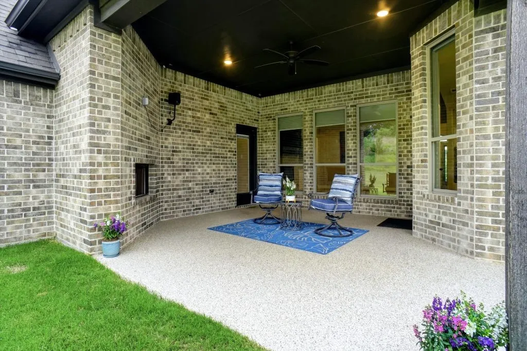 Single Family Residence For Sale in Parker County , 617 Bent Tree Lane, Weatherford, Texas 76085, 4 Bedroom, 2 Bathroom, 2 Garage spaces, 2,297 Sqft, built in 2021, mls#21294100, Real Estate Agent in Weatherford, Homes For Sale in Parker county, Homes For Sale in Weatherford, Realtor in Weatherford Texas, Real Estate Brokerage Independent Realty Texas, Luminita Cordes Realtor