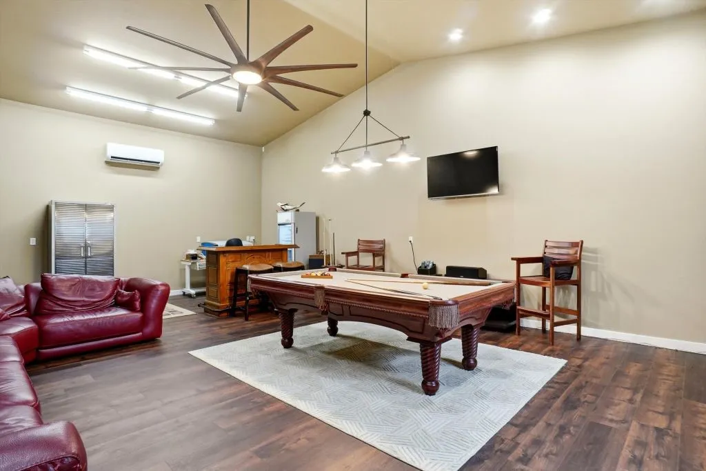Single Family Residence For Sale in Parker County , 617 Bent Tree Lane, Weatherford, Texas 76085, 4 Bedroom, 2 Bathroom, 2 Garage spaces, 2,297 Sqft, built in 2021, mls#21294100, Real Estate Agent in Weatherford, Homes For Sale in Parker county, Homes For Sale in Weatherford, Realtor in Weatherford Texas, Real Estate Brokerage Independent Realty Texas, Luminita Cordes Realtor