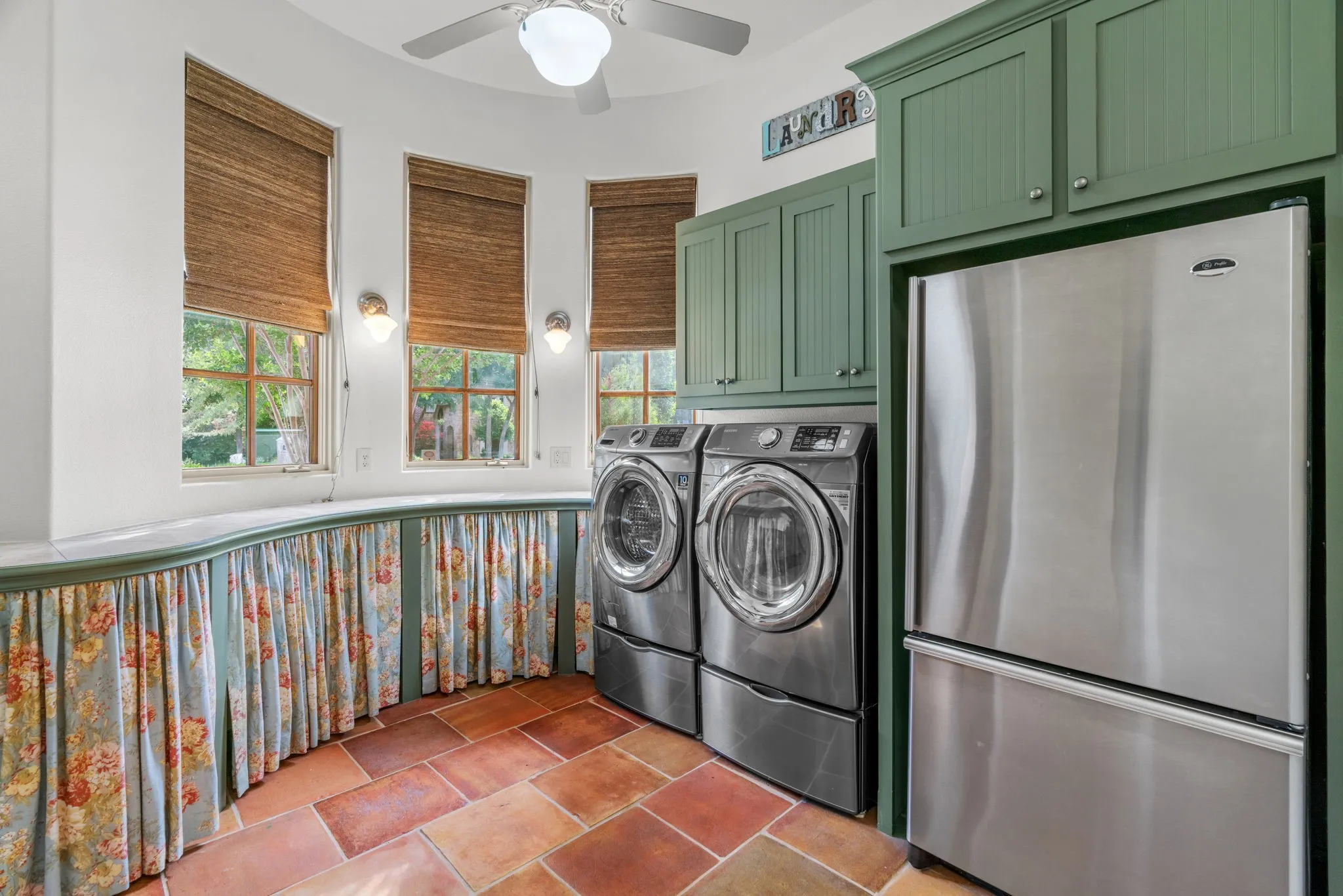 Single Family Residence For Sale in Tarrant County , 1719 Byron Nelson Parkway, Colleyville, Texas 76092, 5 Bedroom, 7 Bathroom, 4 Garage spaces, 7,279 Sqft, built in 2006, mls#21292694, Real Estate Agent in Colleyville, Homes For Sale in Tarrant county, Homes For Sale in Colleyville, Realtor in Colleyville Texas, Real Estate Brokerage Independent Realty Texas, Luminita Cordes Realtor
