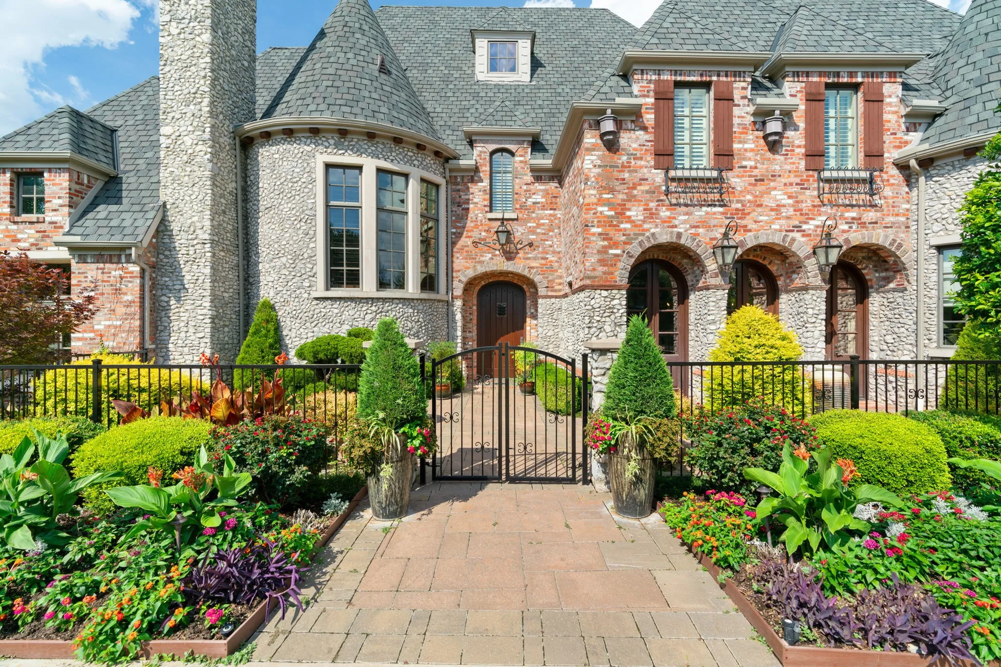 Single Family Residence For Sale in Tarrant County , 1719 Byron Nelson Parkway, Colleyville, Texas 76092, 5 Bedroom, 7 Bathroom, 4 Garage spaces, 7,279 Sqft, built in 2006, mls#21292694, Real Estate Agent in Colleyville, Homes For Sale in Tarrant county, Homes For Sale in Colleyville, Realtor in Colleyville Texas, Real Estate Brokerage Independent Realty Texas, Luminita Cordes Realtor